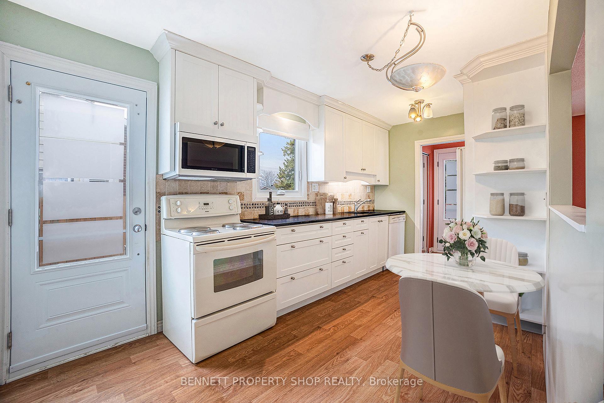Photo 5 of 93 Morton Drive, Ottawa, Kanata - Glencairn/Hazeldean — HOMEH