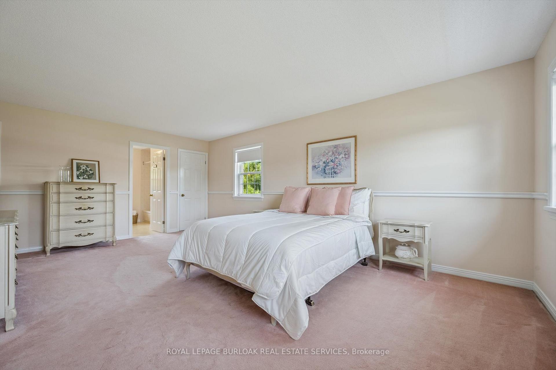 Photo 43 of 80 Mae Court, Milton, Campbellville — HOMEH