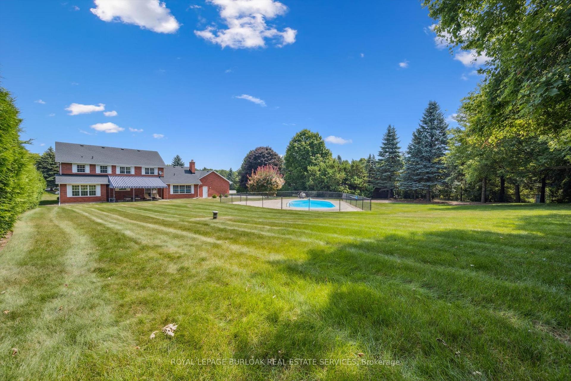 Photo 28 of 80 Mae Court, Milton, Campbellville — HOMEH