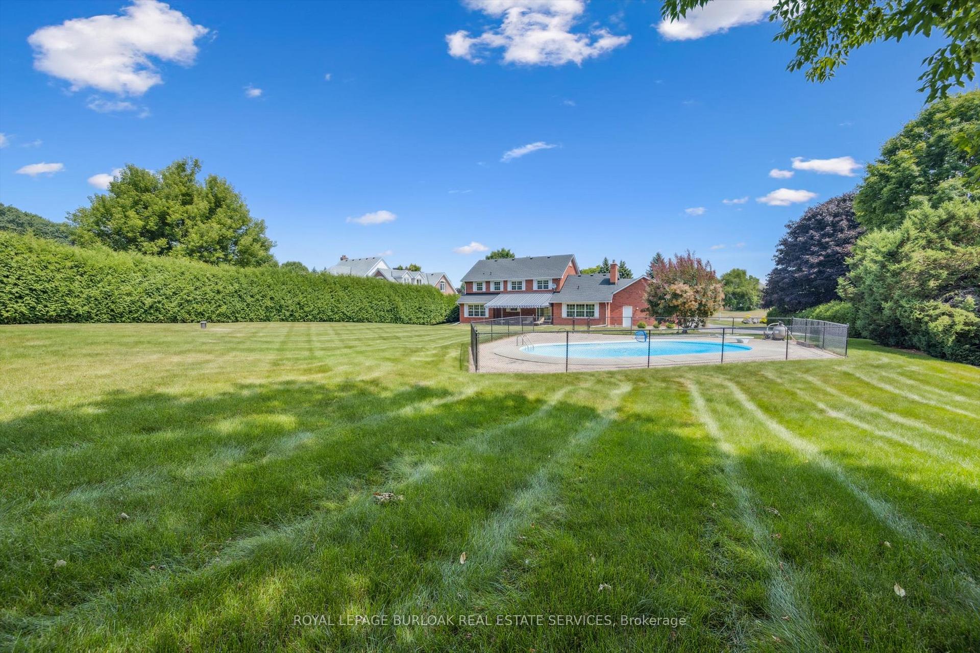 Photo 36 of 80 Mae Court, Milton, Campbellville — HOMEH