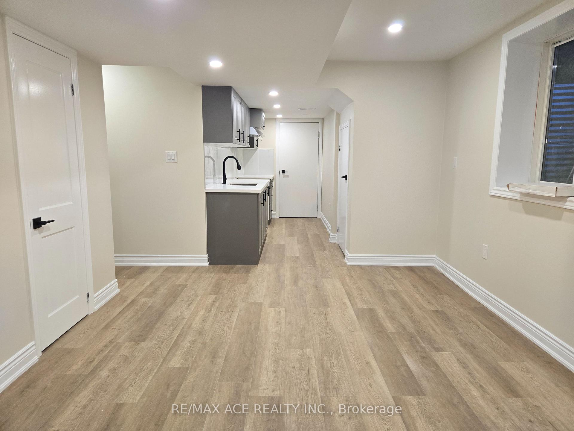 Photo 6 of Unit Bsmt, 1470 Kovachik Boulevard, Milton, Walker — HOMEH