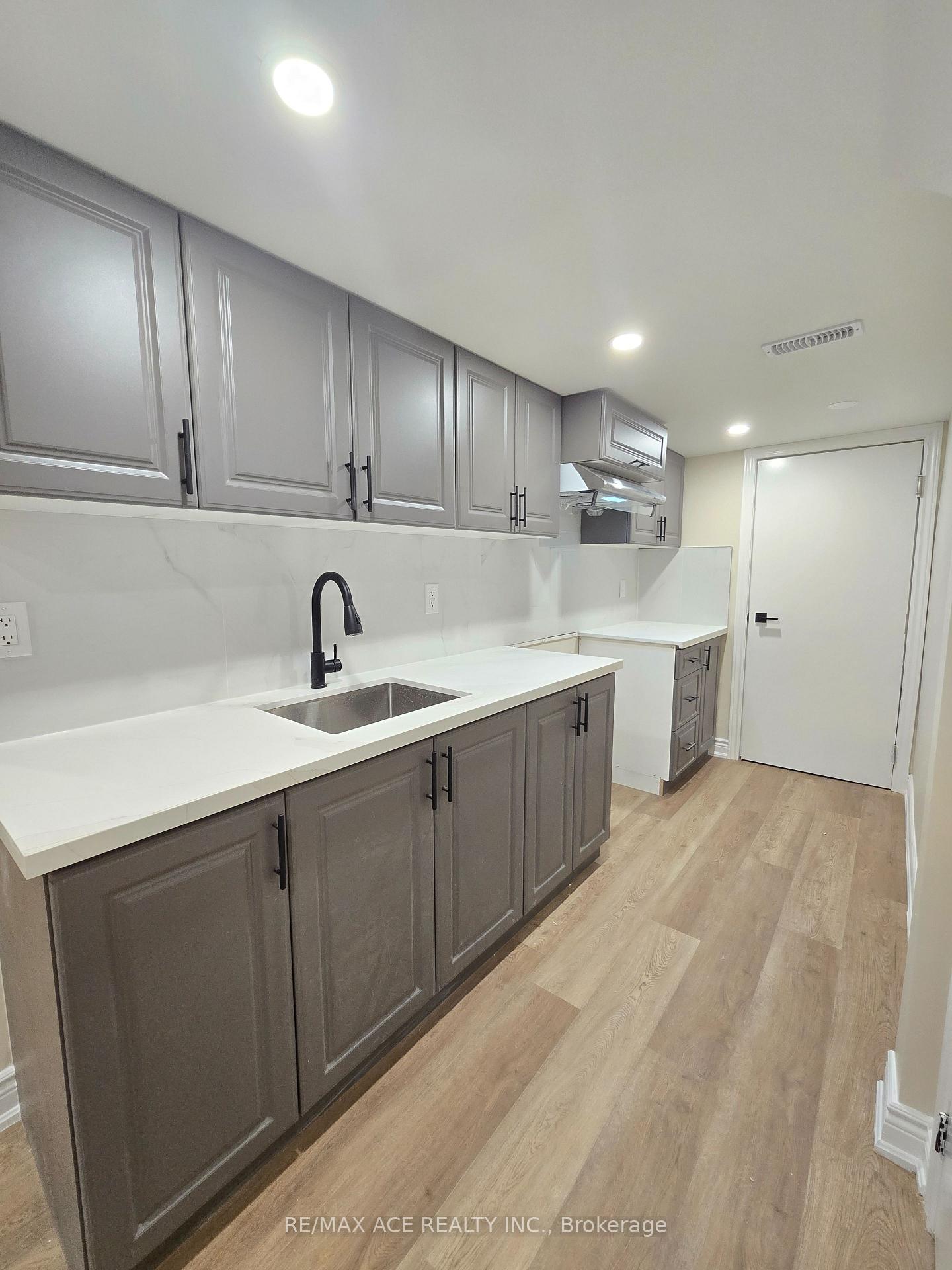 Photo 7 of Unit Bsmt, 1470 Kovachik Boulevard, Milton, Walker — HOMEH