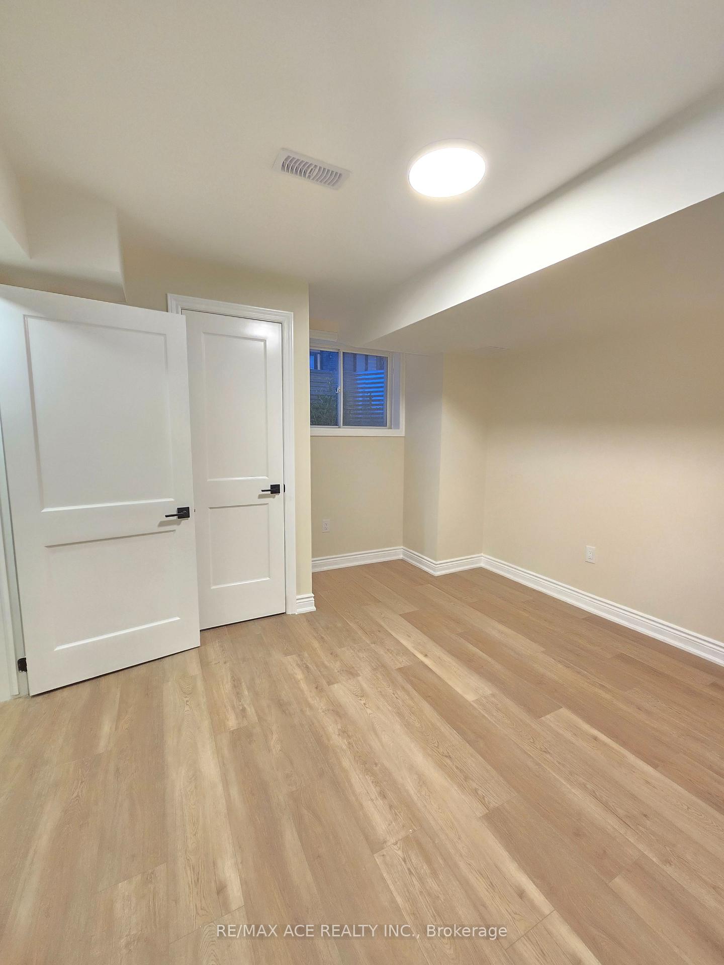 Photo 9 of Unit Bsmt, 1470 Kovachik Boulevard, Milton, Walker — HOMEH