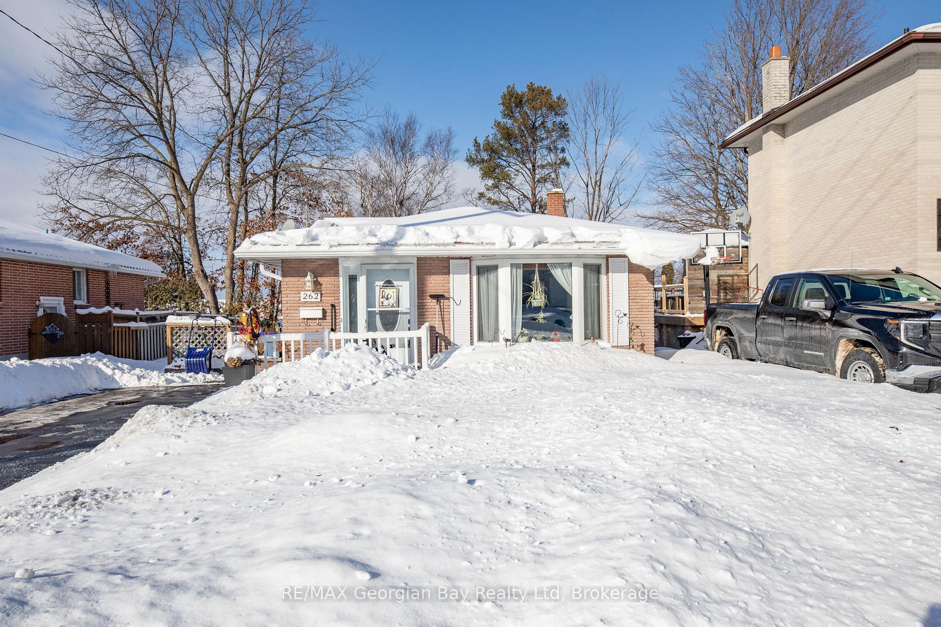 Photo 23 of 262 Scott Street, Midland — HOMEH