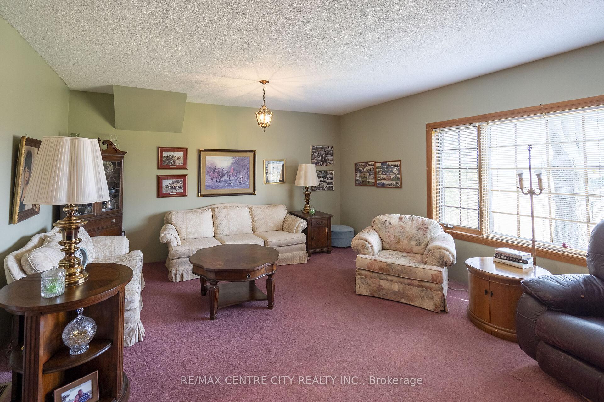 Photo 12 of 9554 McEwen Drive, Middlesex Centre, Rural Middlesex Centre — HOMEH