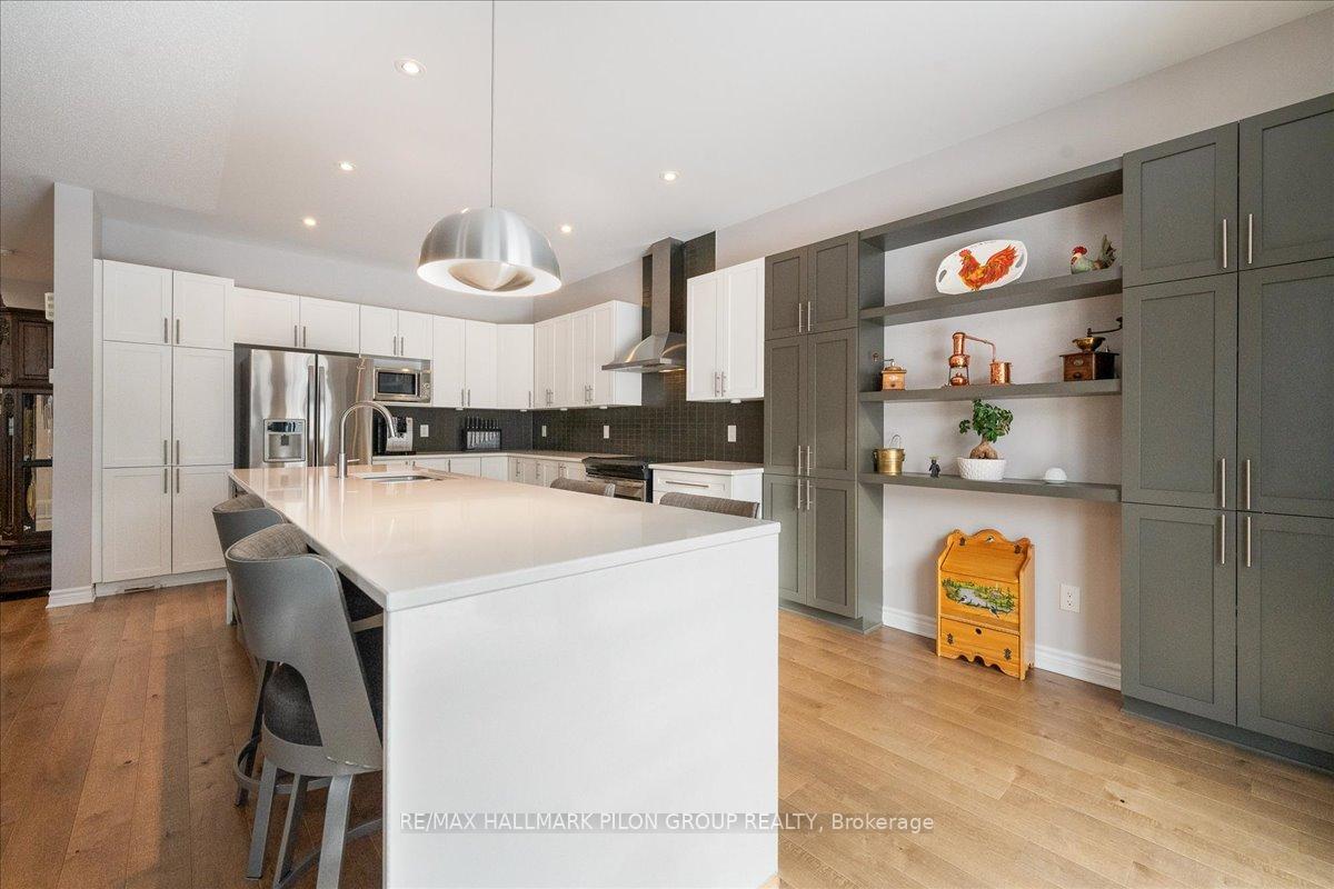 Photo 3 of 95 Palfrey Way, Ottawa, Kanata - Emerald Meadows/Trailwest — HOMEH
