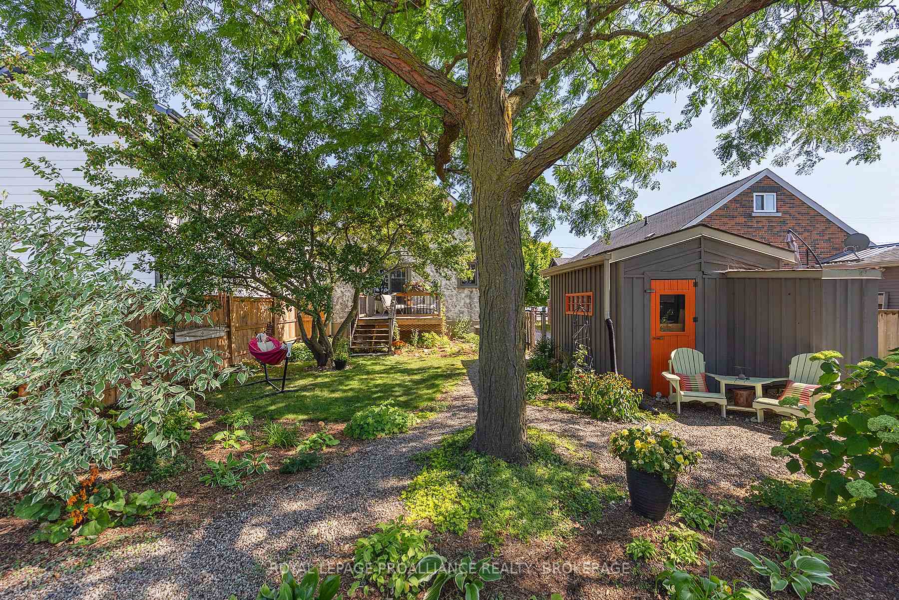 Photo 38 of 16 Drayton Avenue, Kingston, East of Sir John A. Blvd — HOMEH