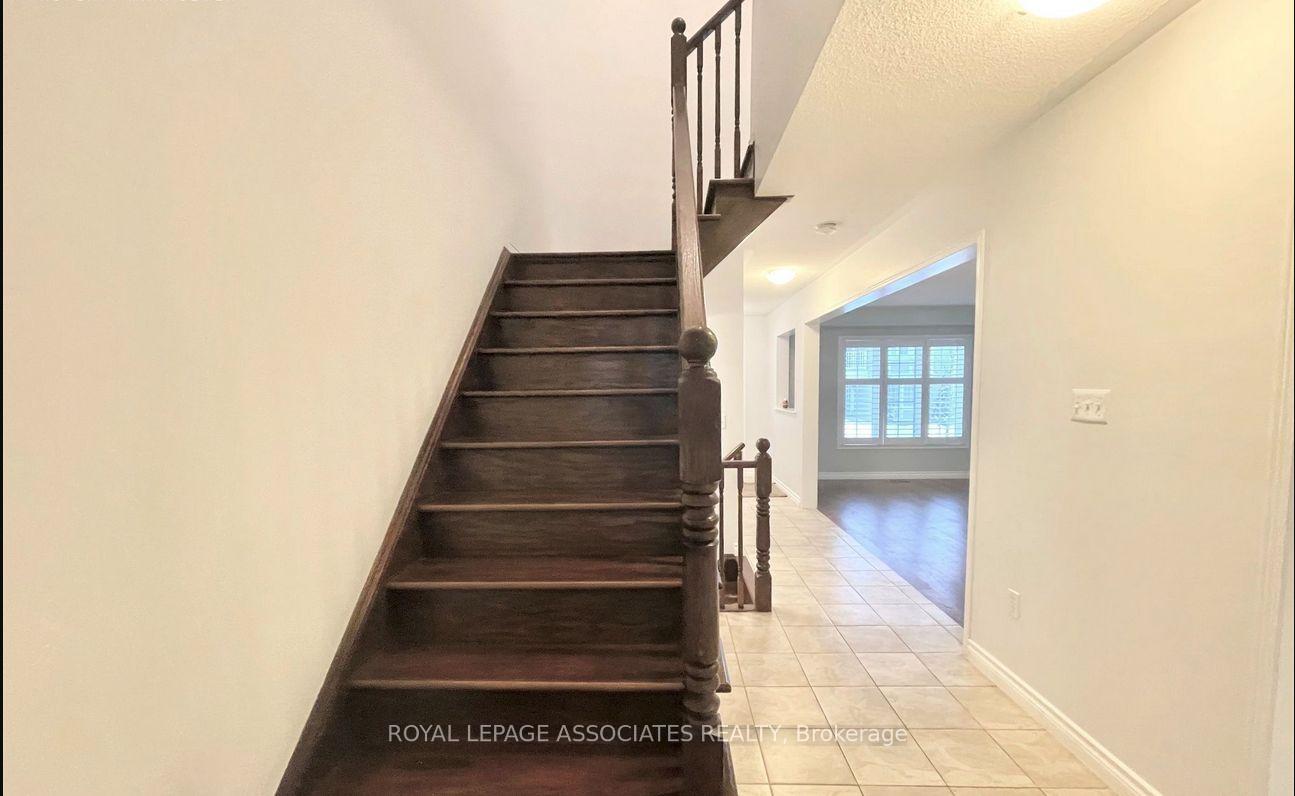 Photo 10 of 30 Stockport Road, Markham, Cornell — HOMEH