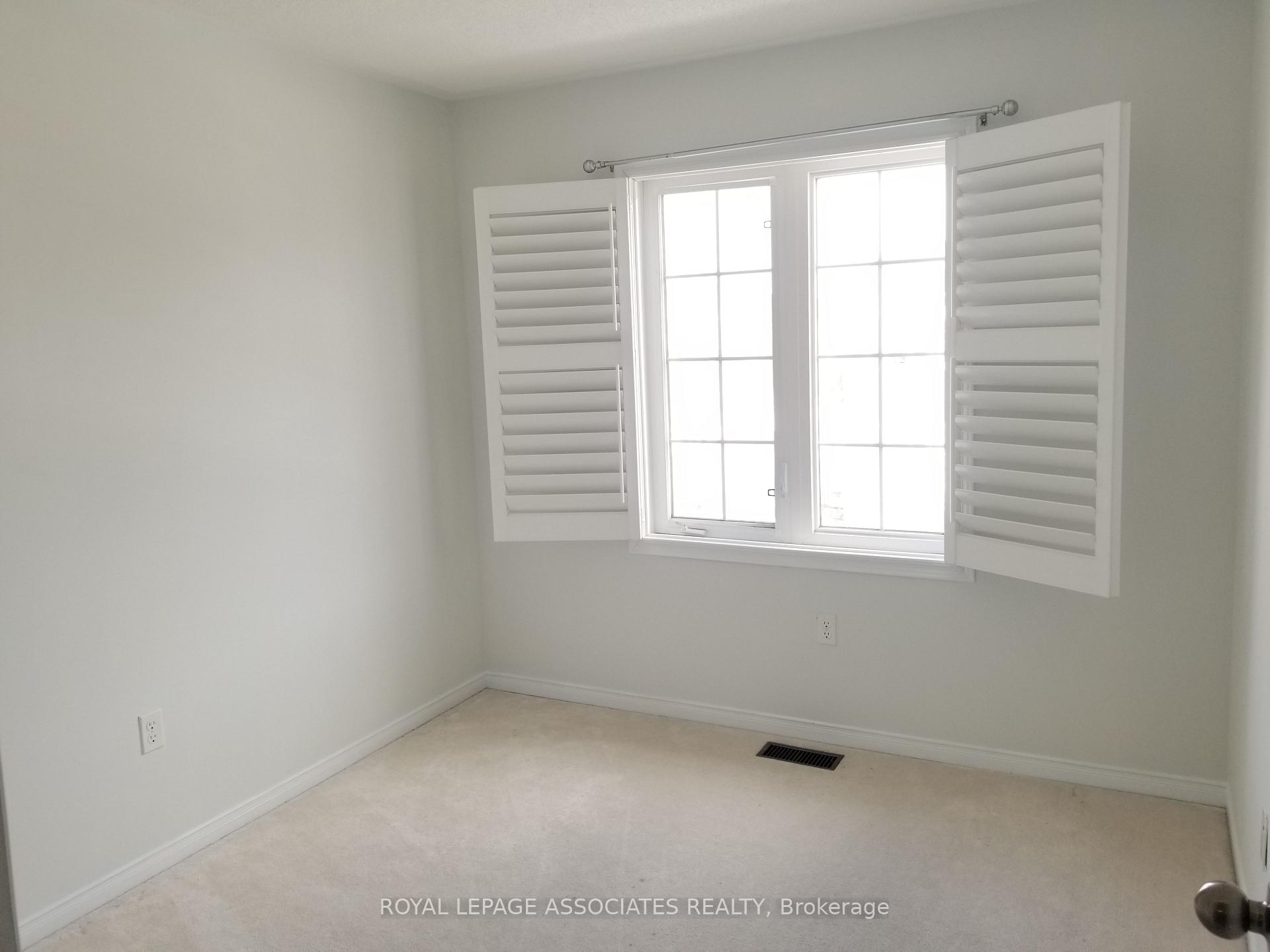 Photo 20 of 30 Stockport Road, Markham, Cornell — HOMEH