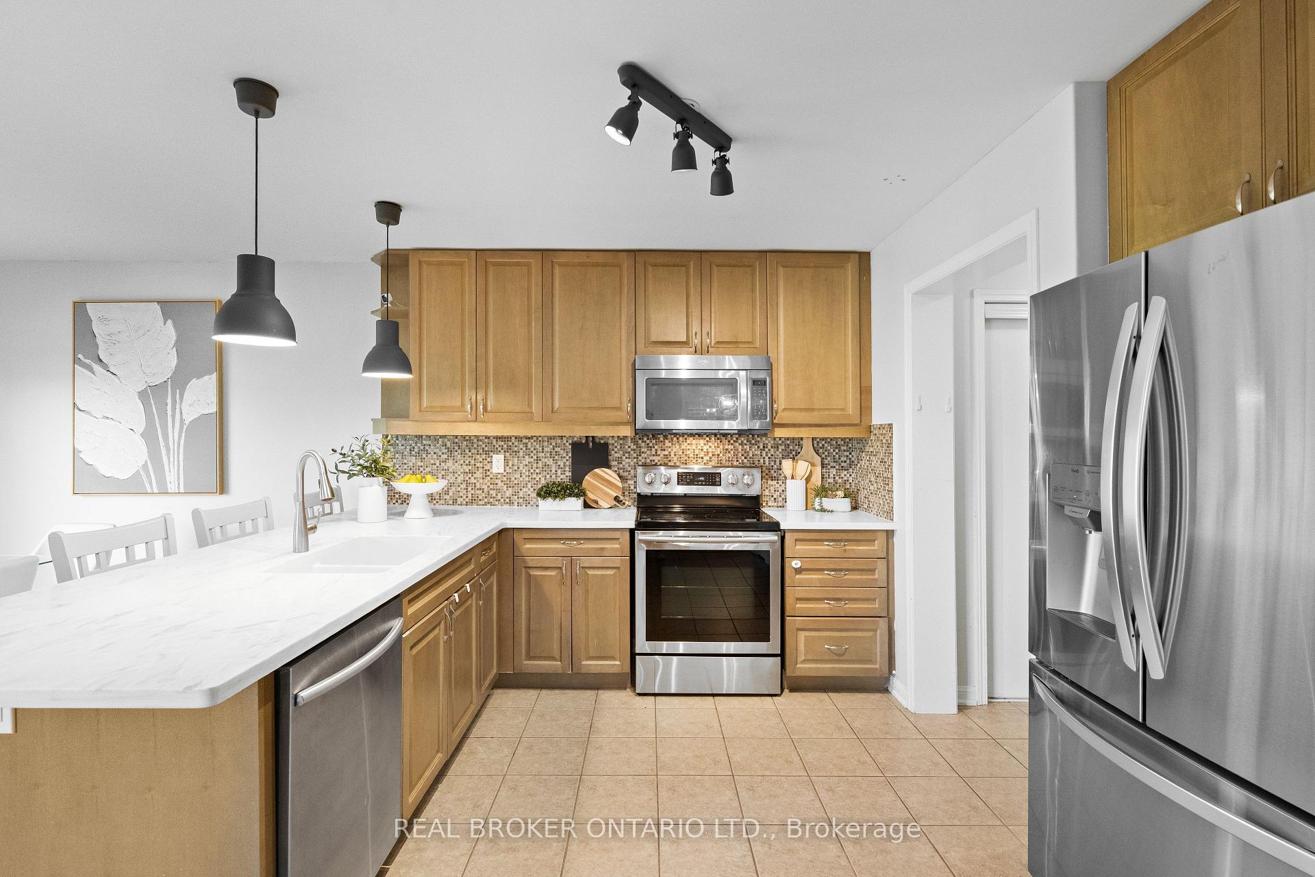 Photo 13 of 565 Attenborough Terrace, Milton, Willmott — HOMEH