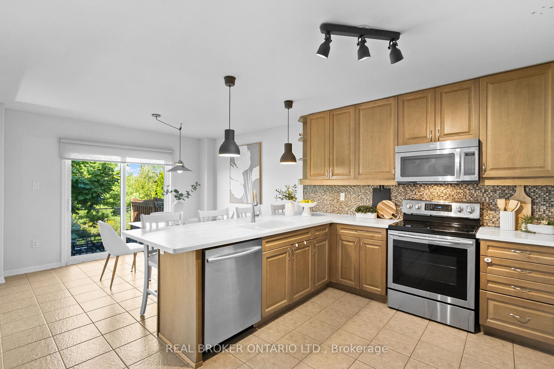 Photo 15 of 565 Attenborough Terrace, Milton, Willmott — HOMEH
