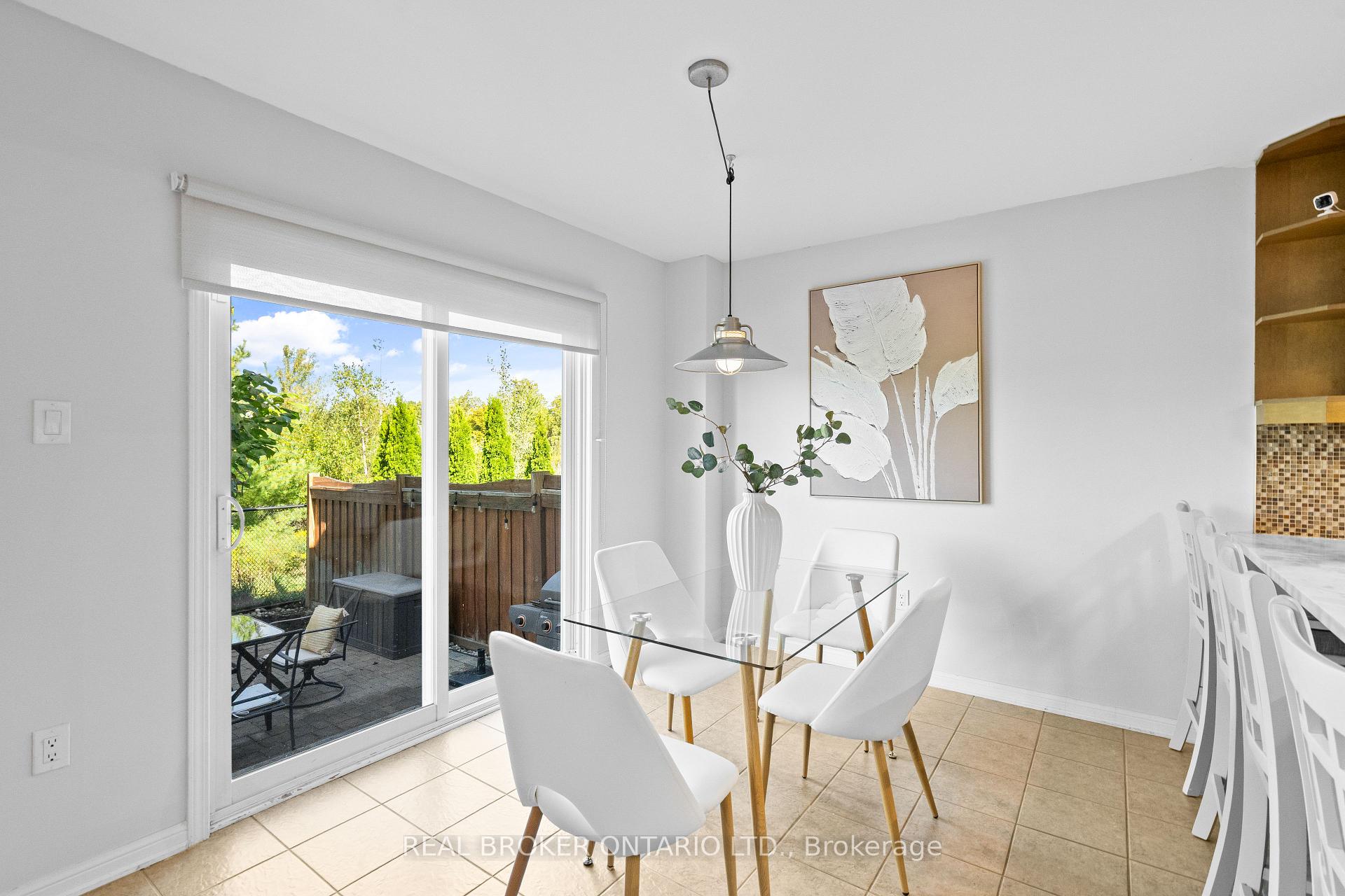 Photo 16 of 565 Attenborough Terrace, Milton, Willmott — HOMEH