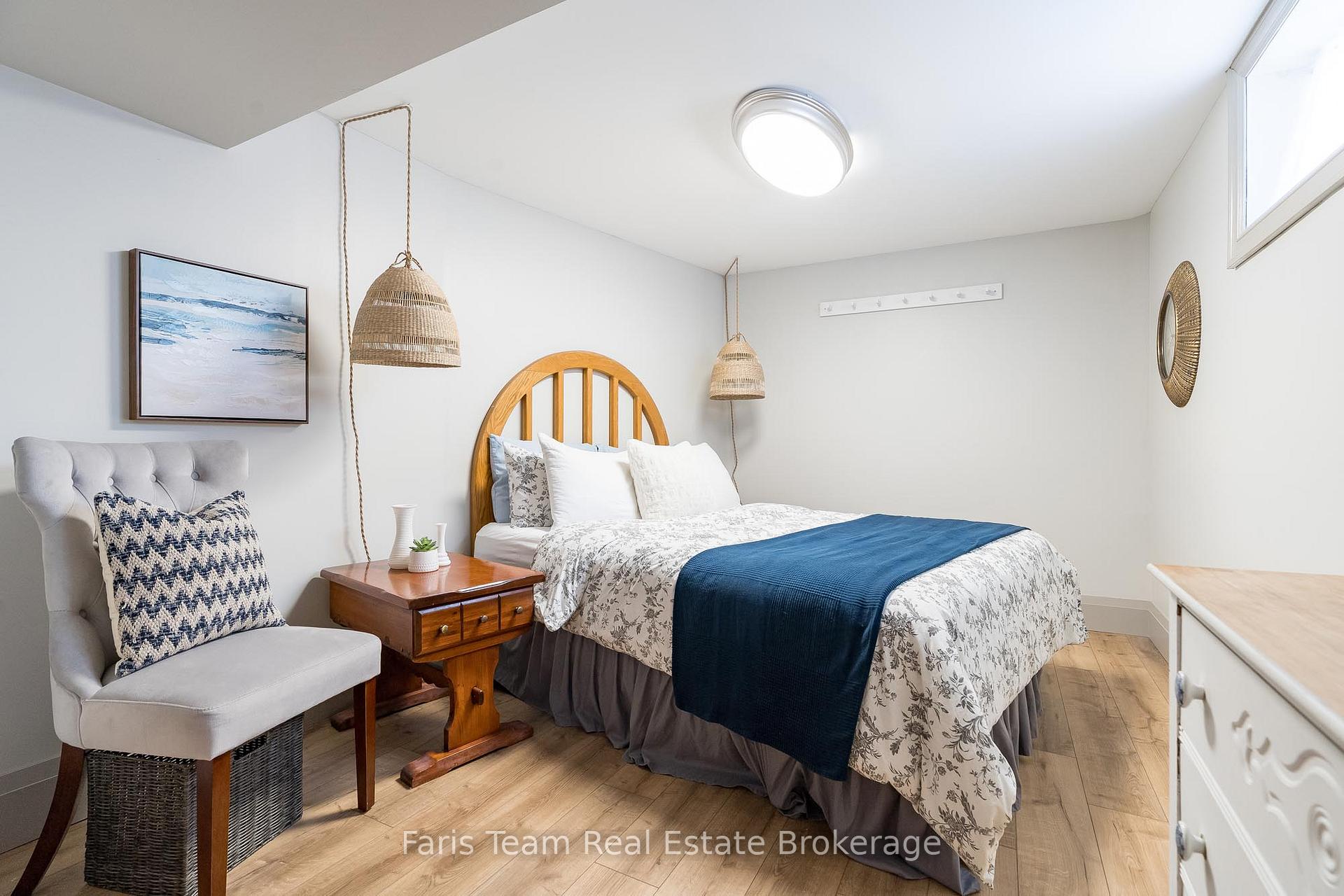 Photo 21 of 1362 Golf Link, Midland — HOMEH