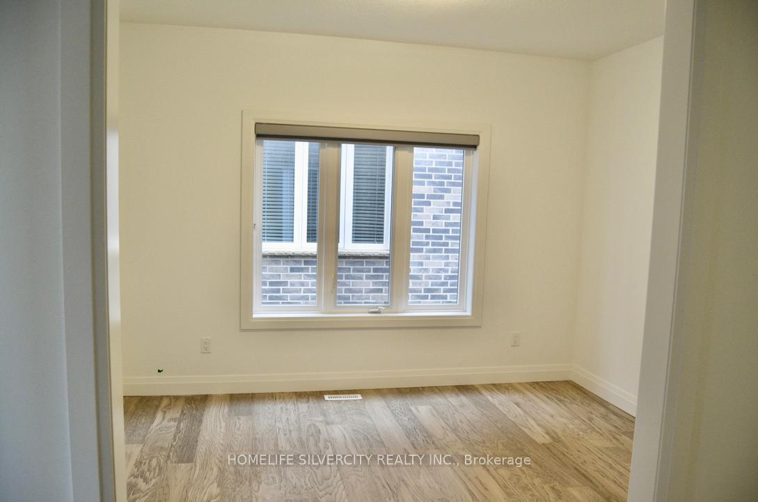 Photo 8 of 16 Basil Crescent, Middlesex Centre, Ilderton — HOMEH