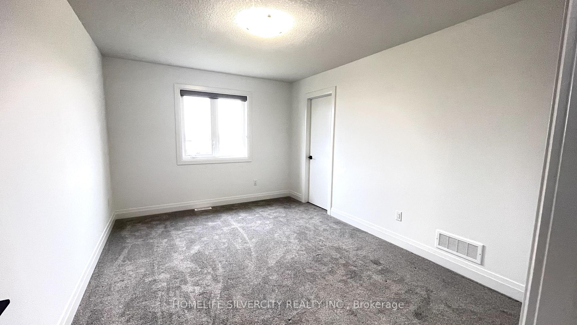 Photo 12 of 16 Basil Crescent, Middlesex Centre, Ilderton — HOMEH