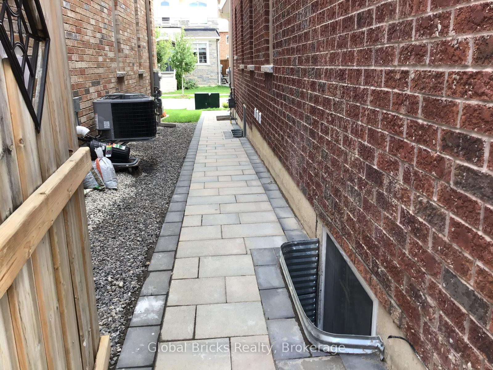 Photo 6 of Unit Basement, 1518 Mendelson Heights, Milton, Ford — HOMEH