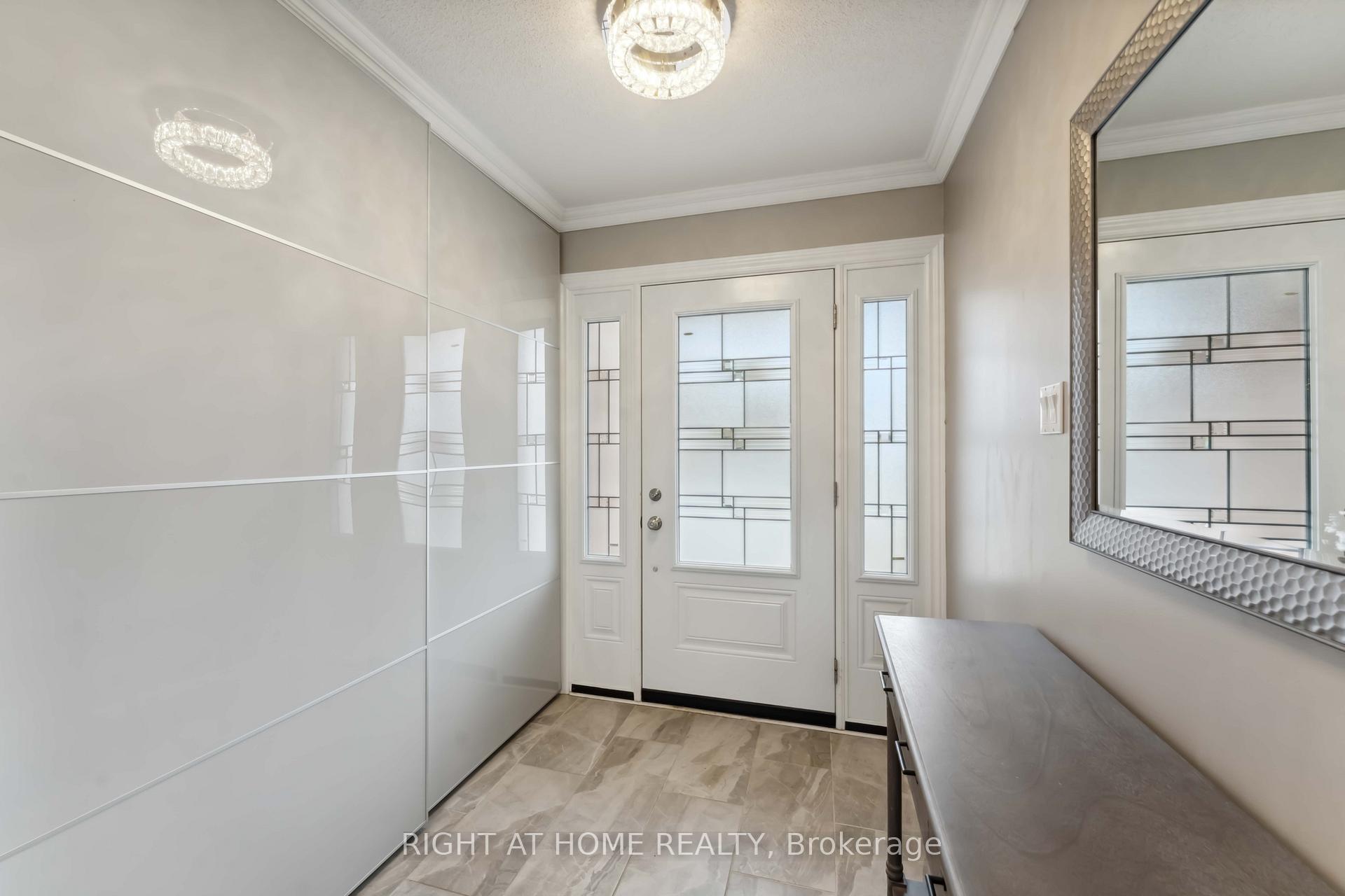 Photo 2 of 54 Slade Crescent, Ottawa, Kanata - Kanata Lakes/Heritage Hills — HOMEH