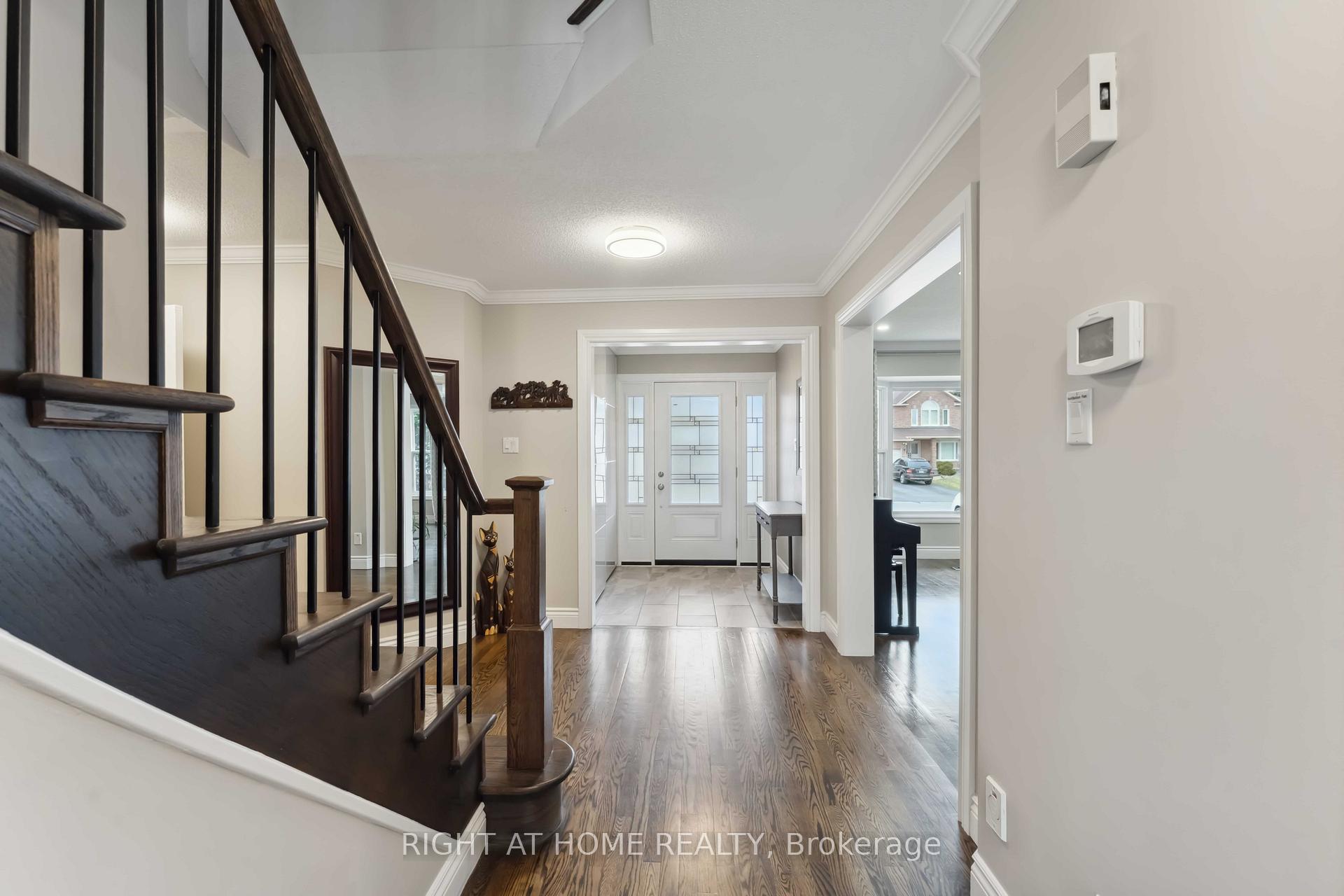 Photo 3 of 54 Slade Crescent, Ottawa, Kanata - Kanata Lakes/Heritage Hills — HOMEH