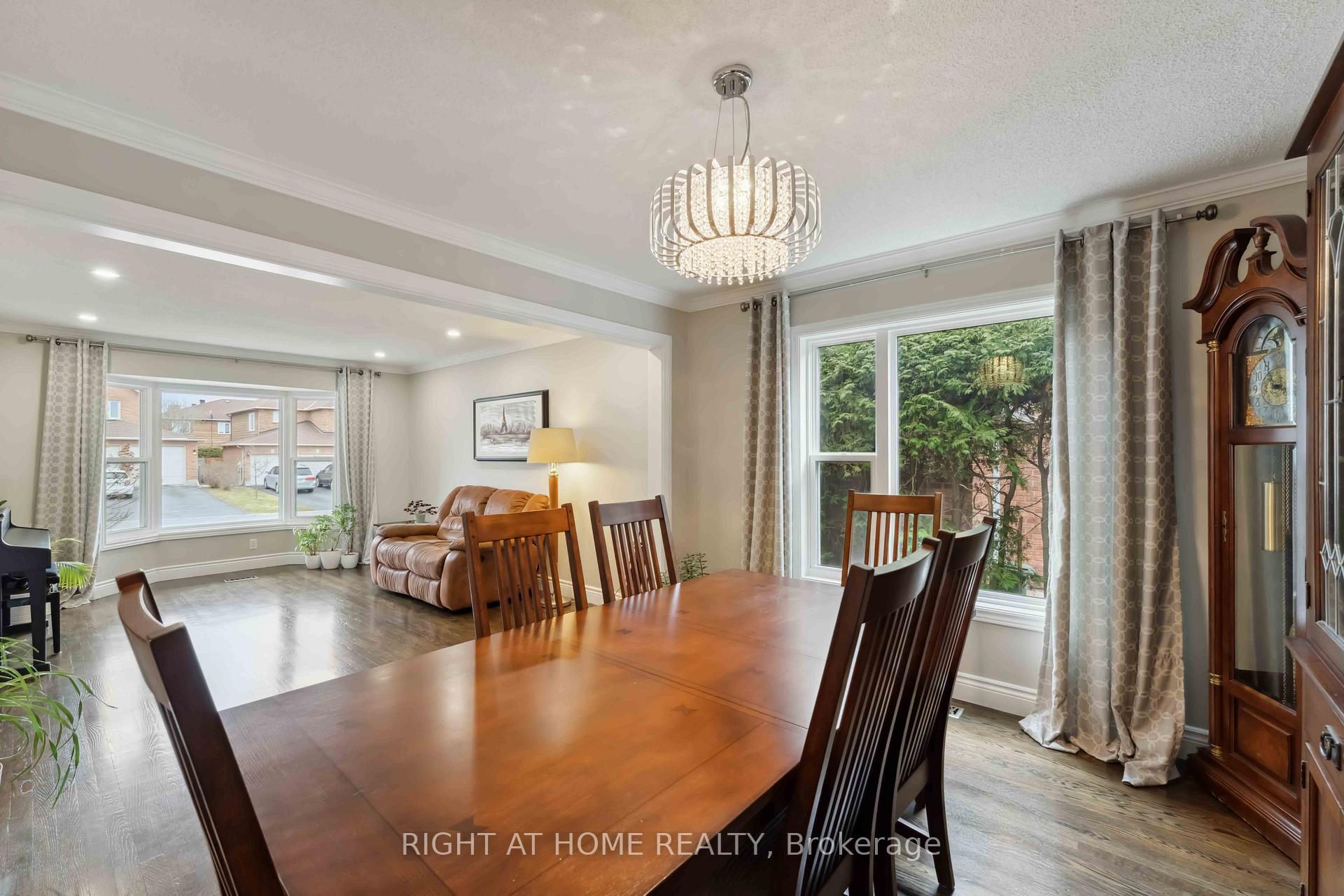 Photo 17 of 54 Slade Crescent, Ottawa, Kanata - Kanata Lakes/Heritage Hills — HOMEH