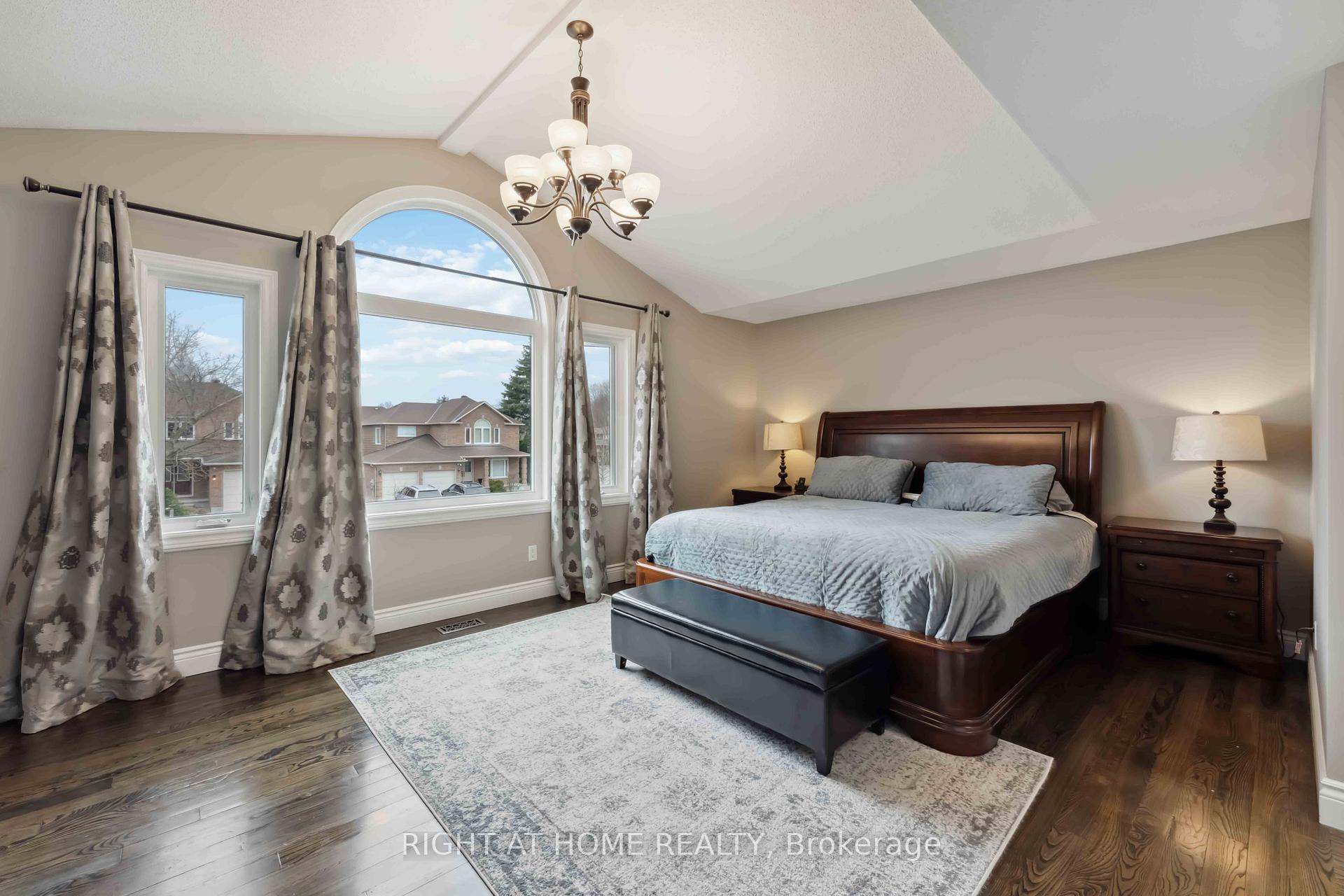 Photo 20 of 54 Slade Crescent, Ottawa, Kanata - Kanata Lakes/Heritage Hills — HOMEH