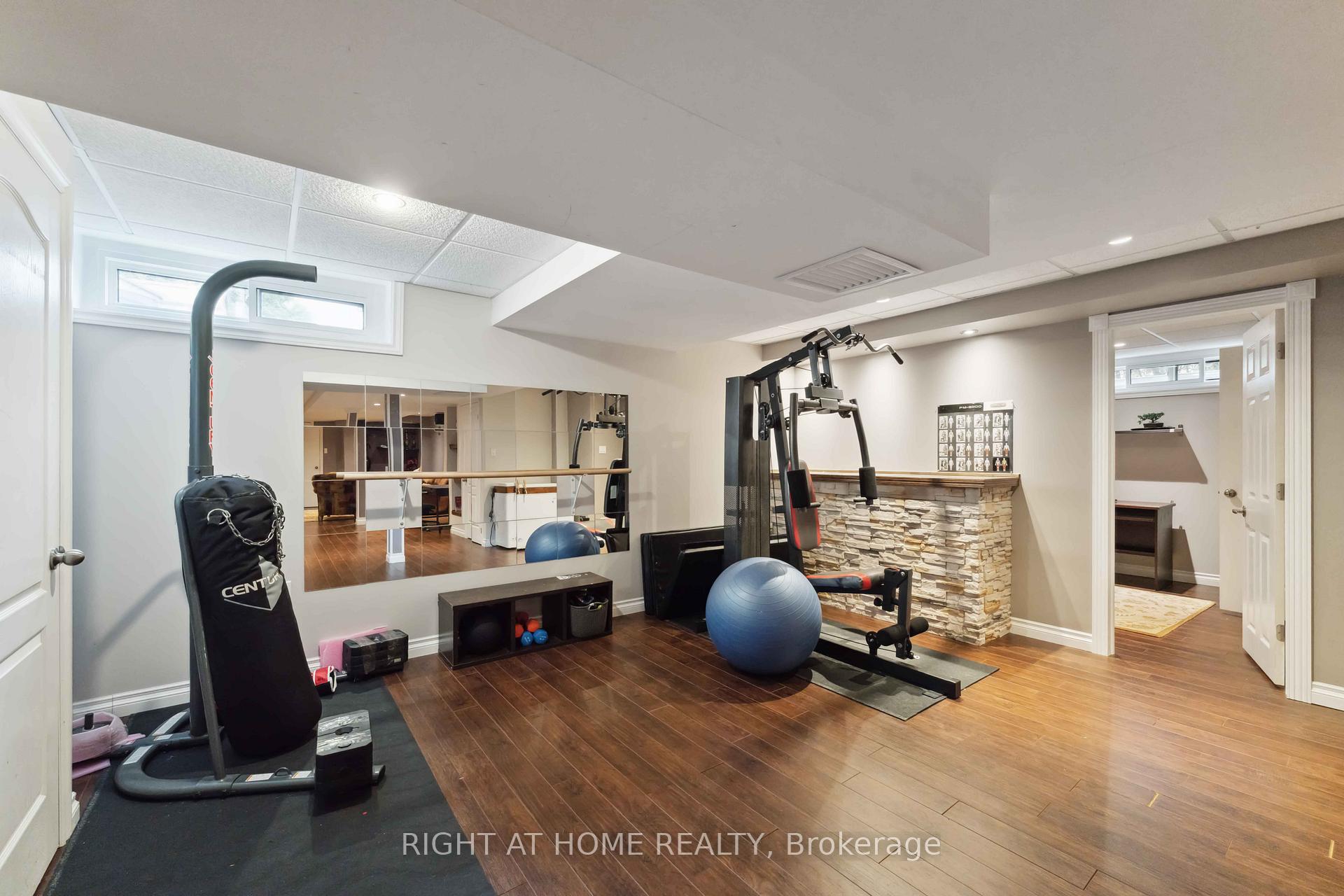 Photo 34 of 54 Slade Crescent, Ottawa, Kanata - Kanata Lakes/Heritage Hills — HOMEH
