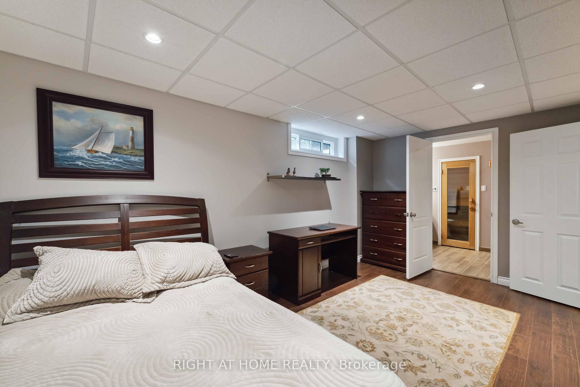 Photo 38 of 54 Slade Crescent, Ottawa, Kanata - Kanata Lakes/Heritage Hills — HOMEH