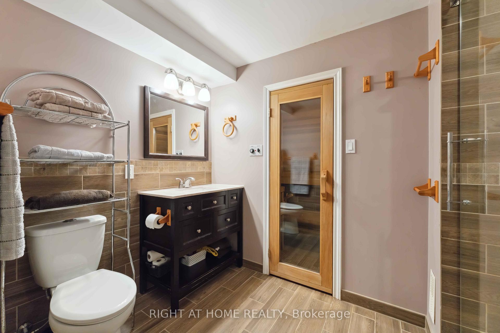 Photo 39 of 54 Slade Crescent, Ottawa, Kanata - Kanata Lakes/Heritage Hills — HOMEH