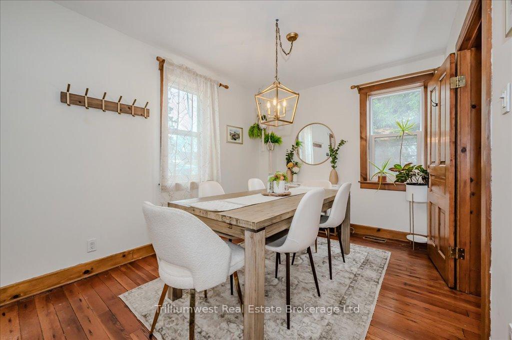 Photo 8 of 15 Tyson Drive, Kitchener, Bridgeport — HOMEH