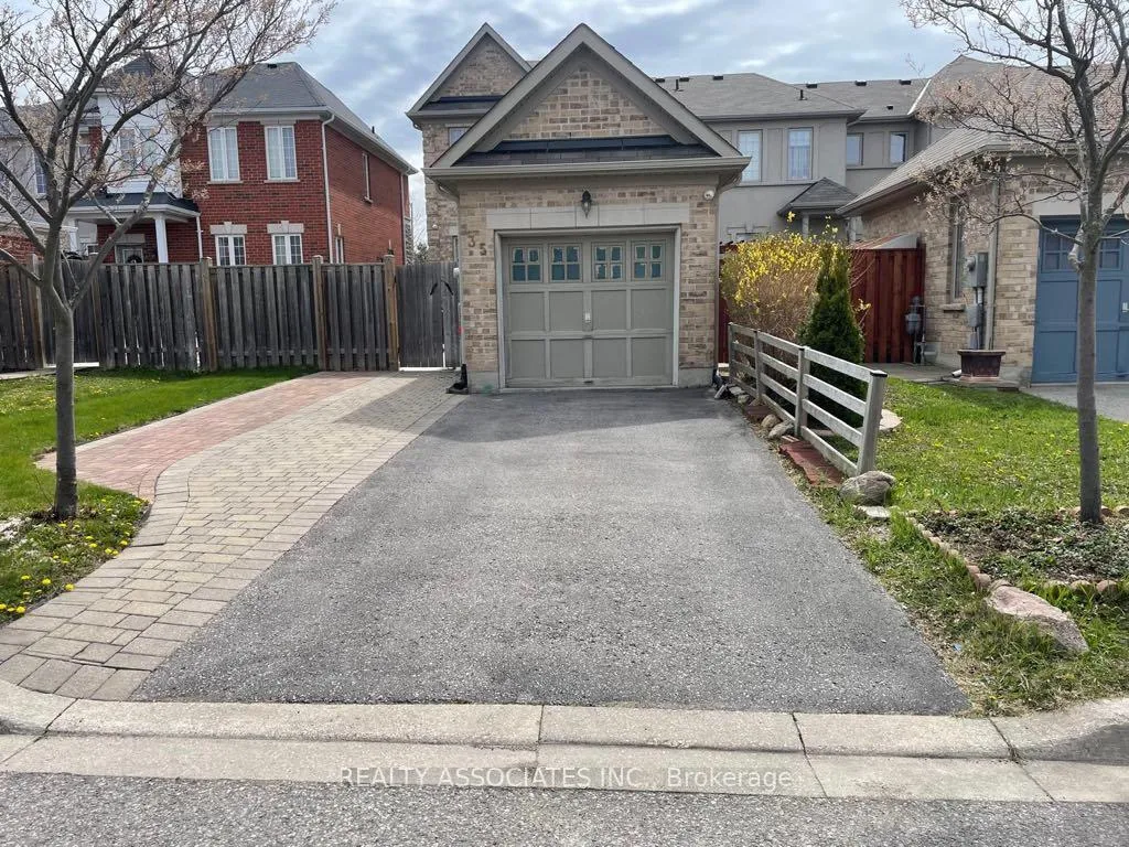 Photo 1 of Unit (Basement), 35 Vettese Court, Markham, Box Grove — HOMEH