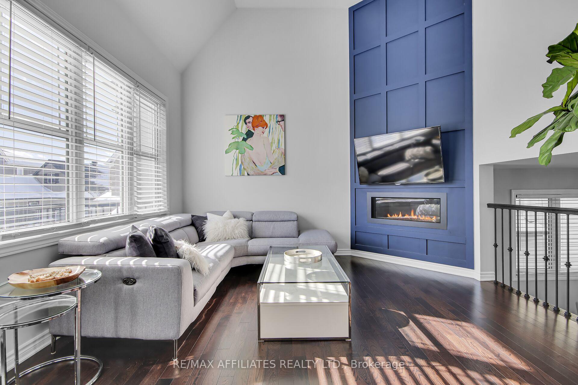 Photo 12 of 44 Oxalis Crescent, Ottawa, Kanata - Emerald Meadows/Trailwest — HOMEH