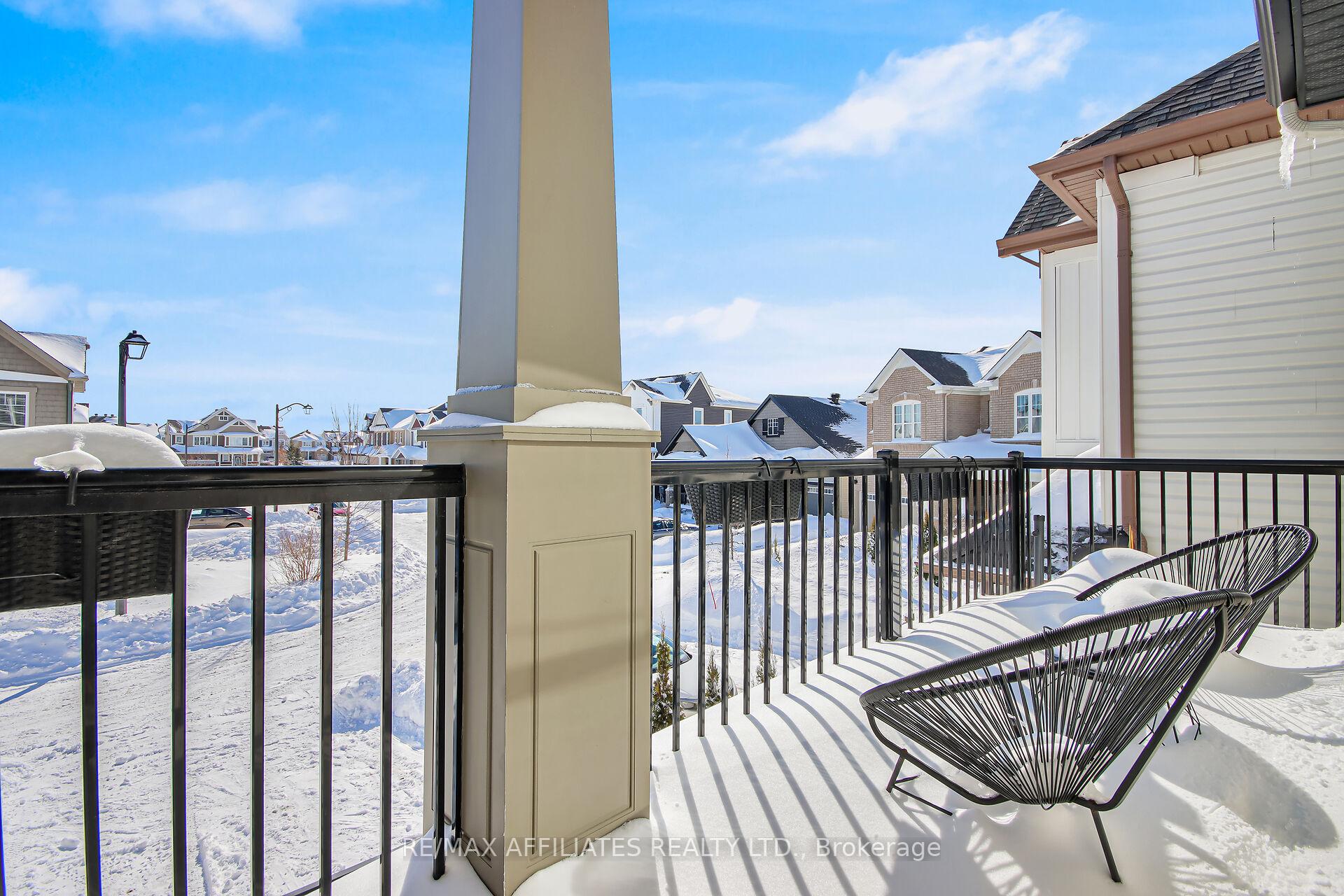 Photo 13 of 44 Oxalis Crescent, Ottawa, Kanata - Emerald Meadows/Trailwest — HOMEH