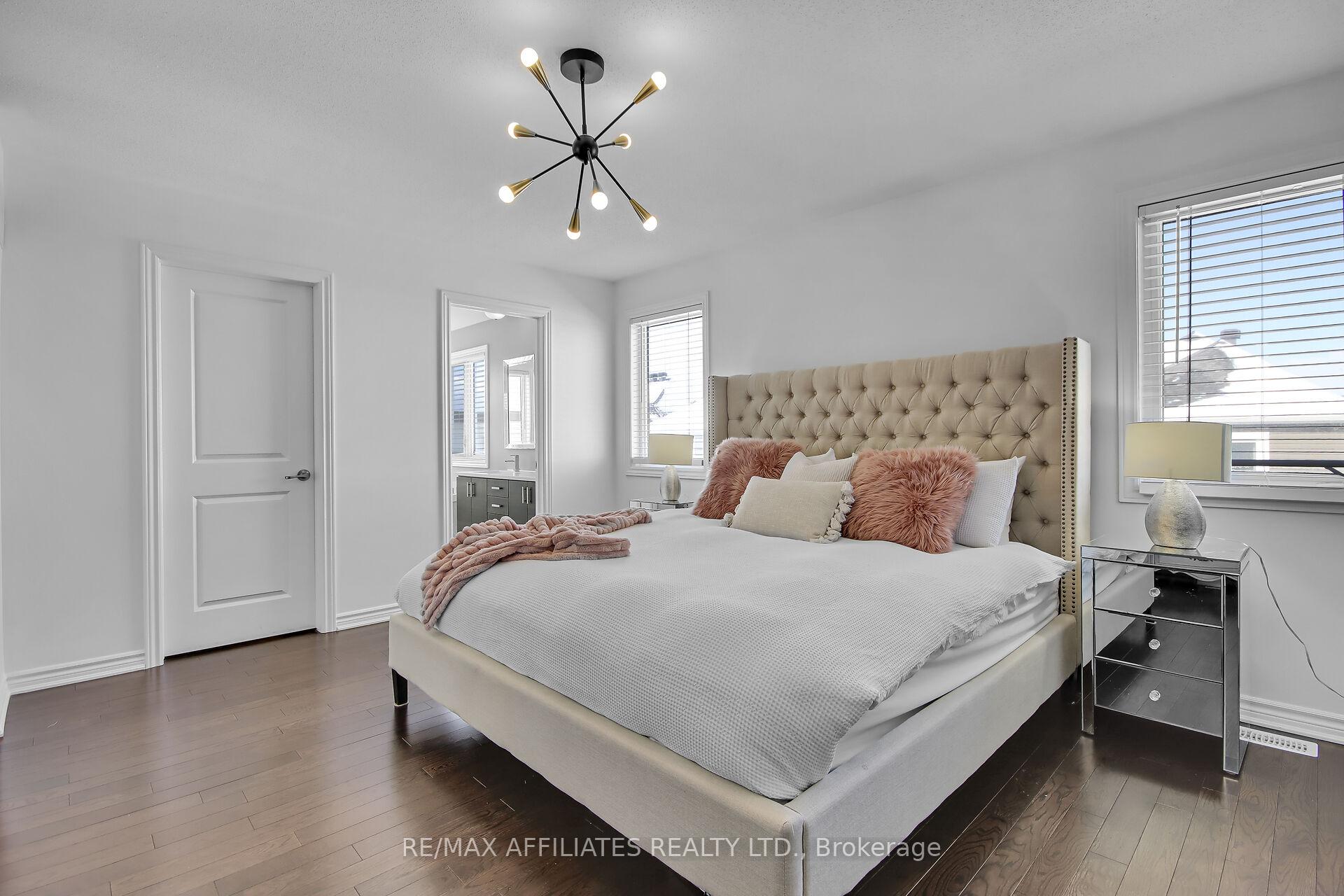 Photo 15 of 44 Oxalis Crescent, Ottawa, Kanata - Emerald Meadows/Trailwest — HOMEH