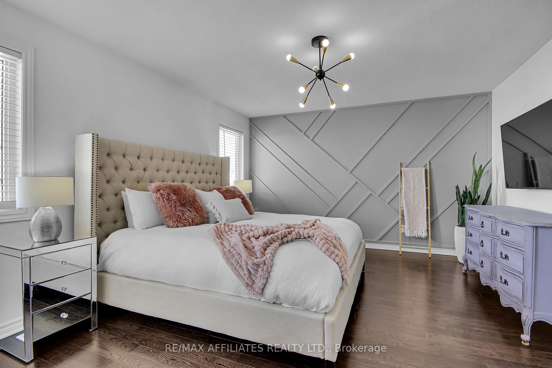 Photo 16 of 44 Oxalis Crescent, Ottawa, Kanata - Emerald Meadows/Trailwest — HOMEH