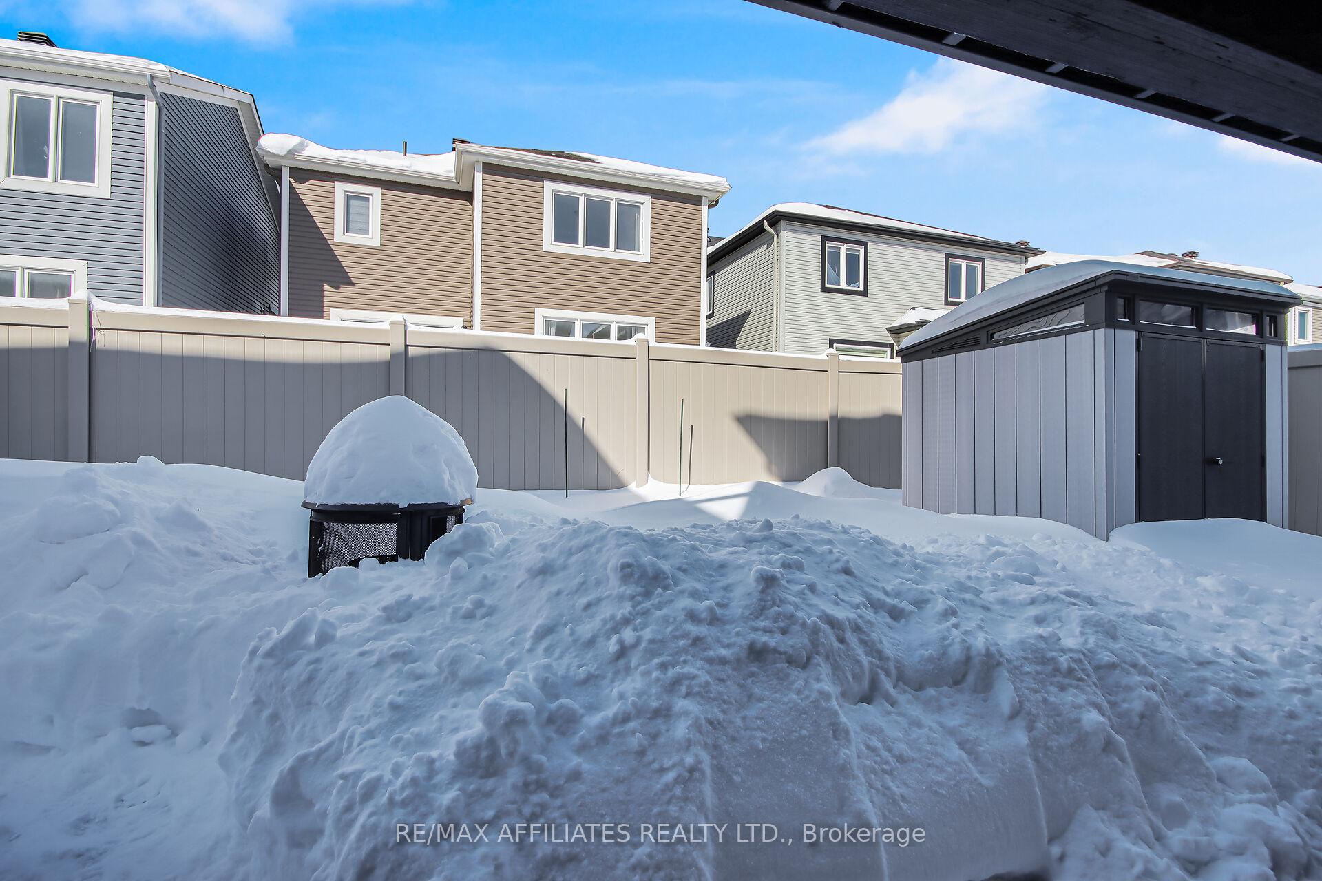 Photo 25 of 44 Oxalis Crescent, Ottawa, Kanata - Emerald Meadows/Trailwest — HOMEH