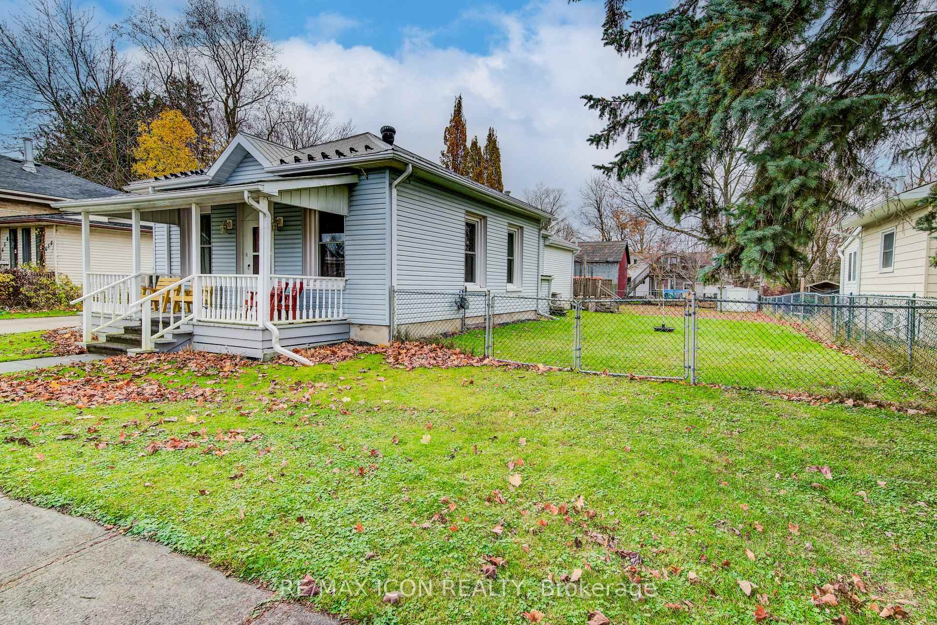 Photo 3 of 640 King Street, Minto — HOMEH