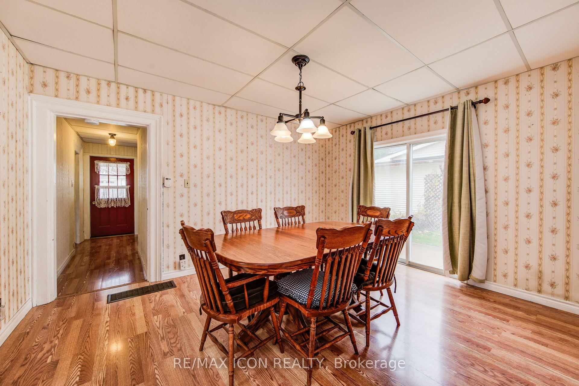 Photo 11 of 640 King Street, Minto — HOMEH