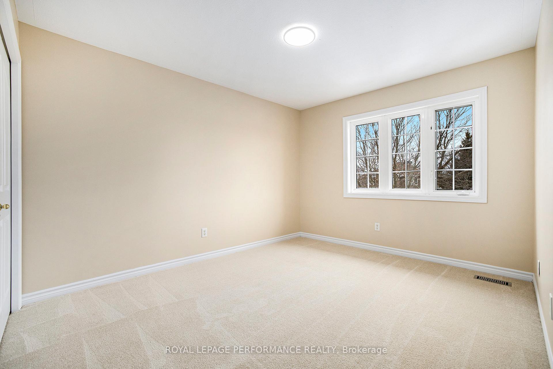 Photo 26 of 55 Peikoff Crescent, Ottawa, Kanata - Morgan's Grant/South March — HOMEH