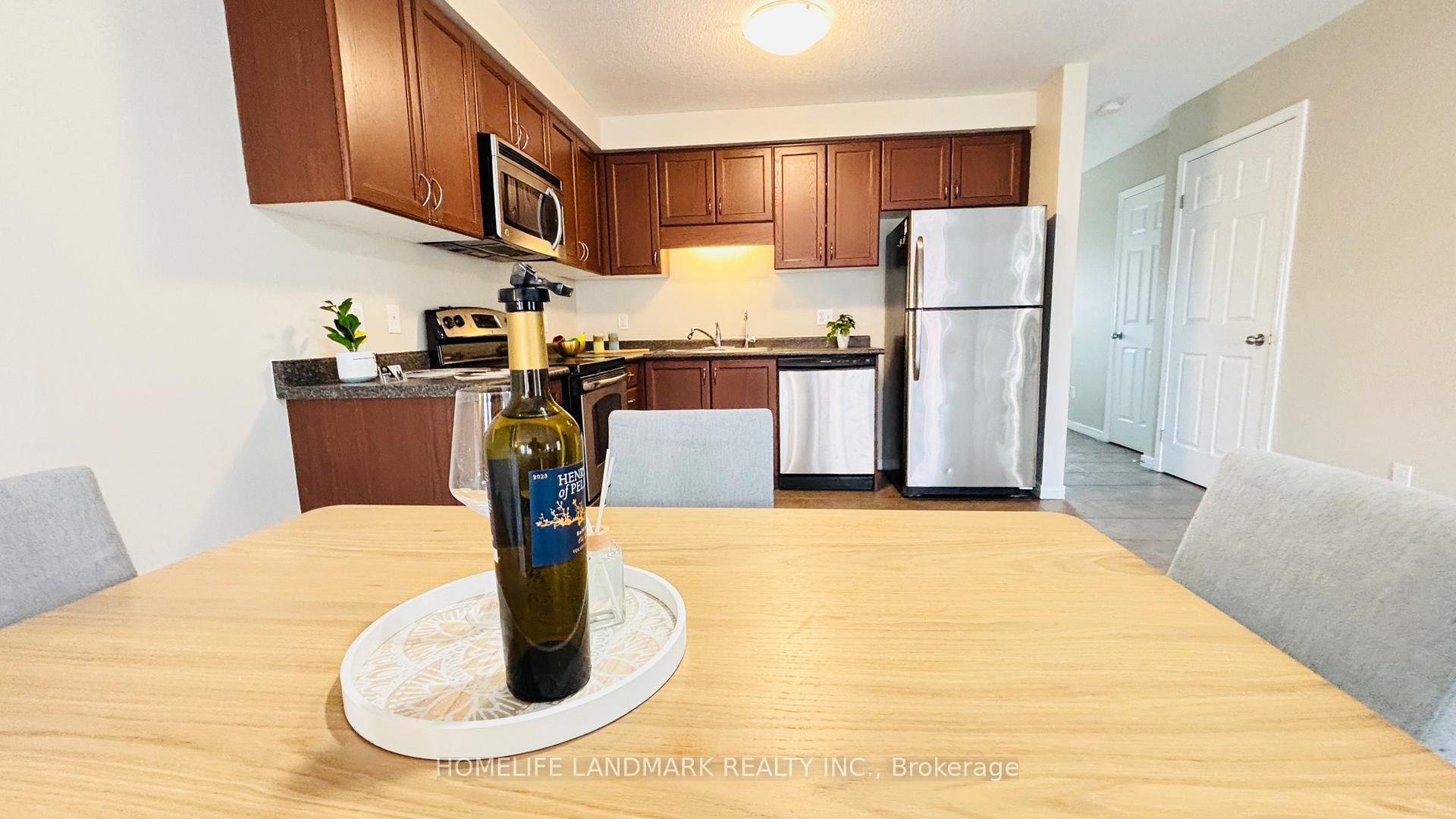 Photo 8 of 1328 Countrystone Drive, Kitchener — HOMEH
