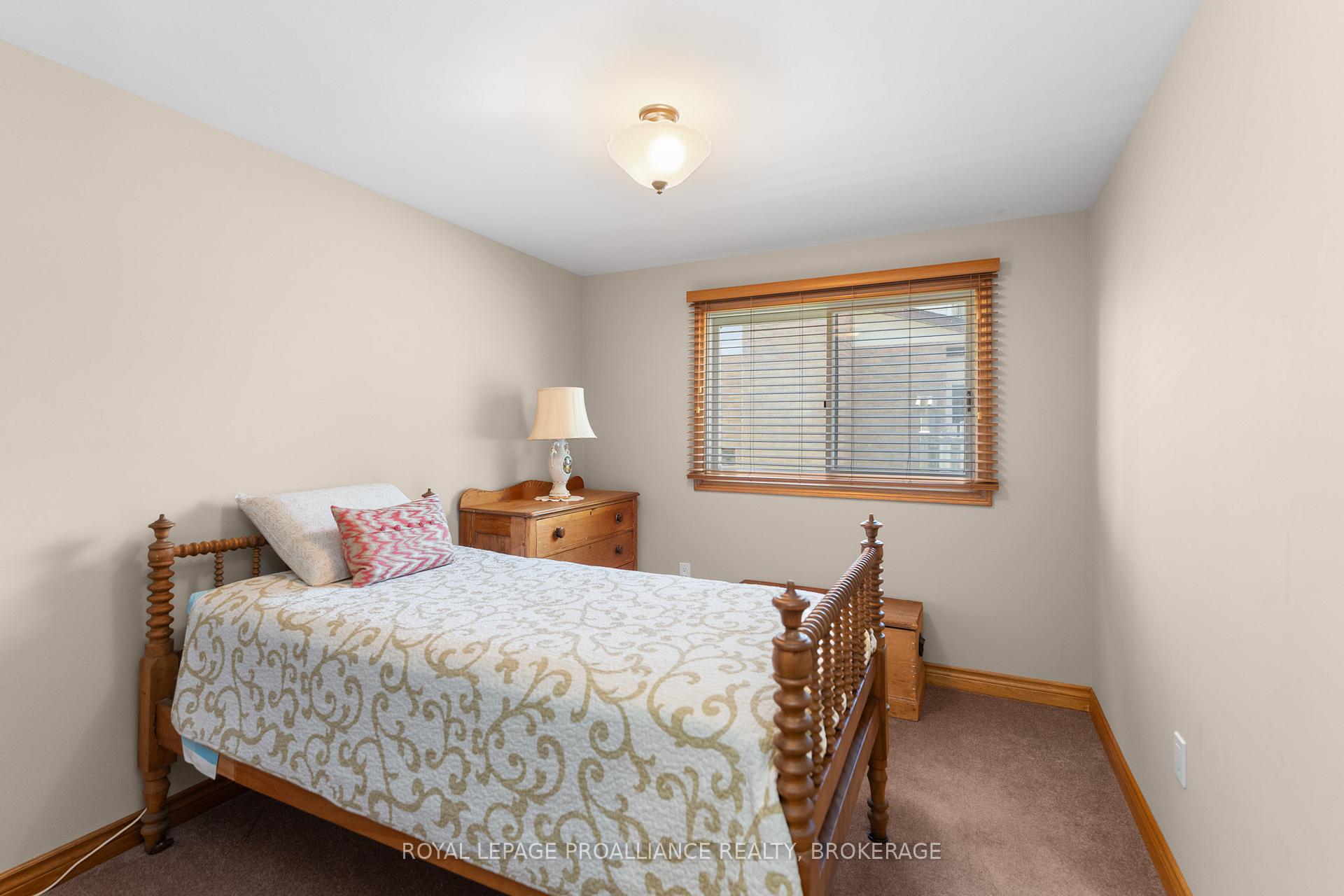 Photo 18 of 510 Roosevelt Drive, Kingston, City Southwest — HOMEH