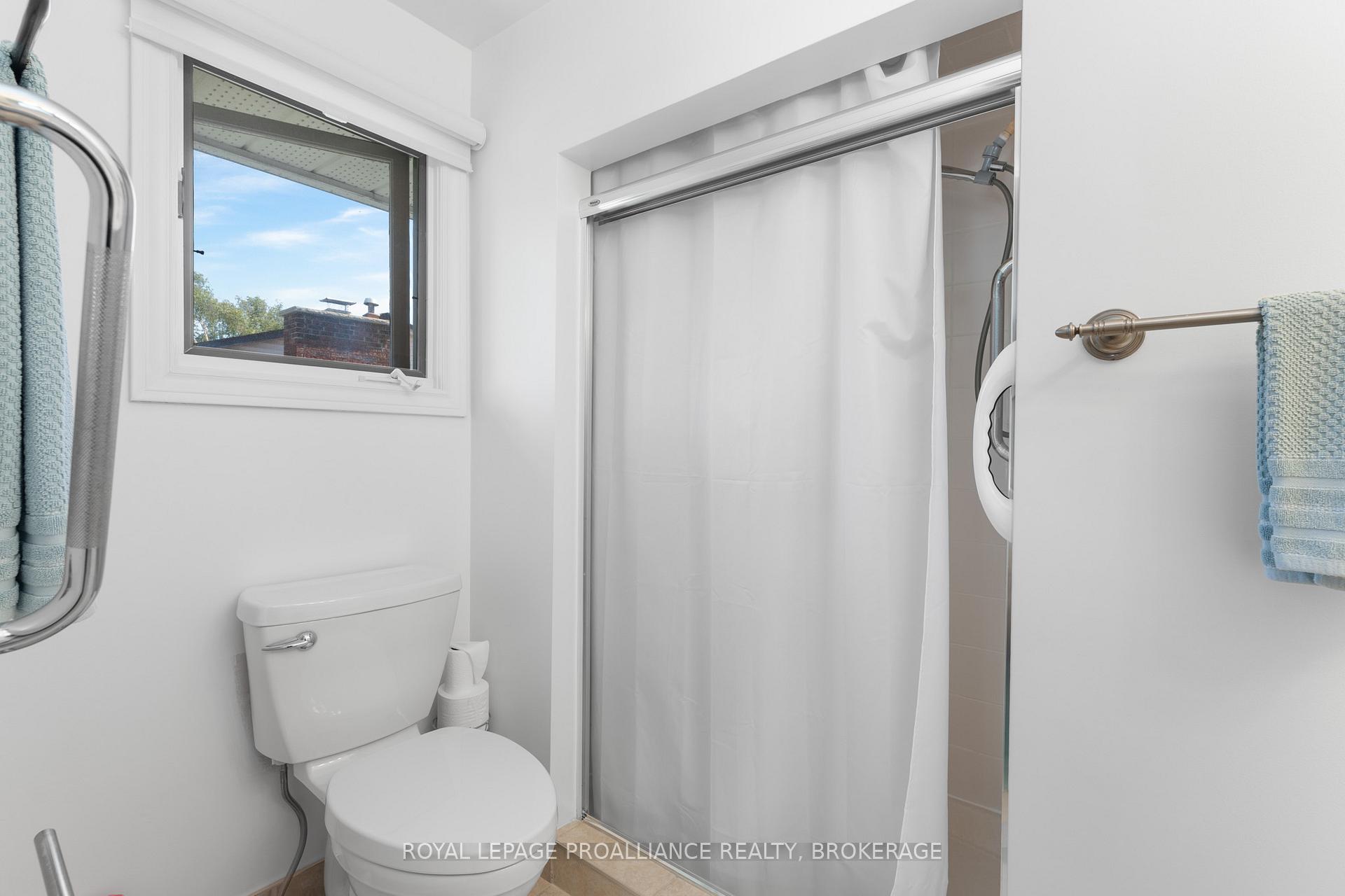 Photo 23 of 510 Roosevelt Drive, Kingston, City Southwest — HOMEH