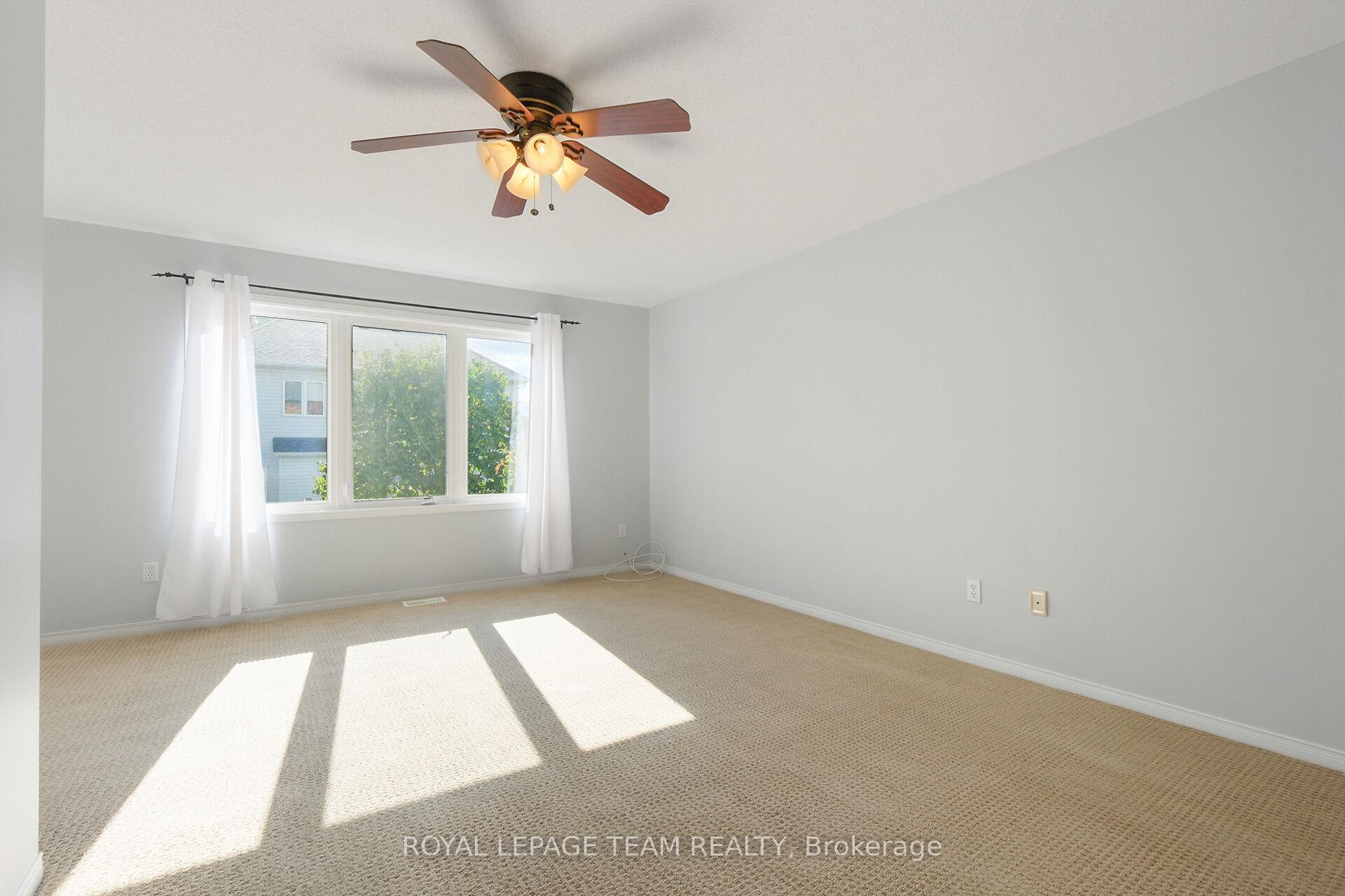 Photo 19 of 48 Portadown Crescent, Ottawa, Kanata - Morgan's Grant/South March — HOMEH