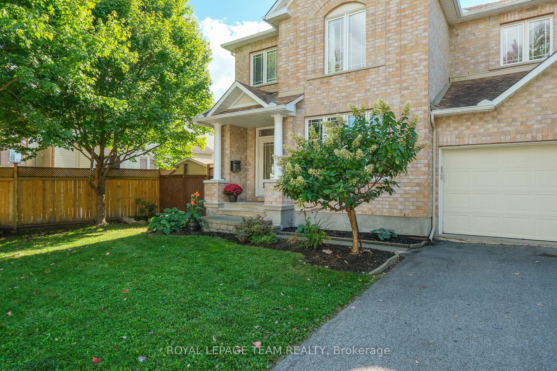 Photo 40 of 48 Portadown Crescent, Ottawa, Kanata - Morgan's Grant/South March — HOMEH