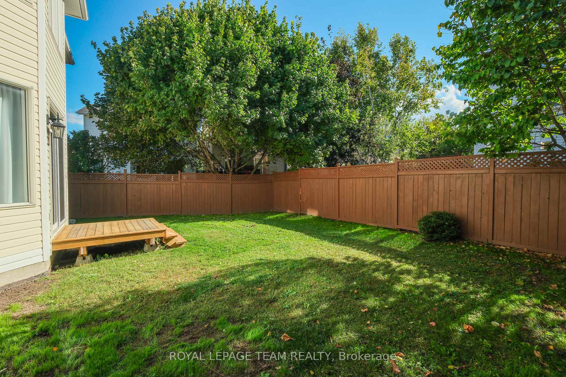Photo 44 of 48 Portadown Crescent, Ottawa, Kanata - Morgan's Grant/South March — HOMEH