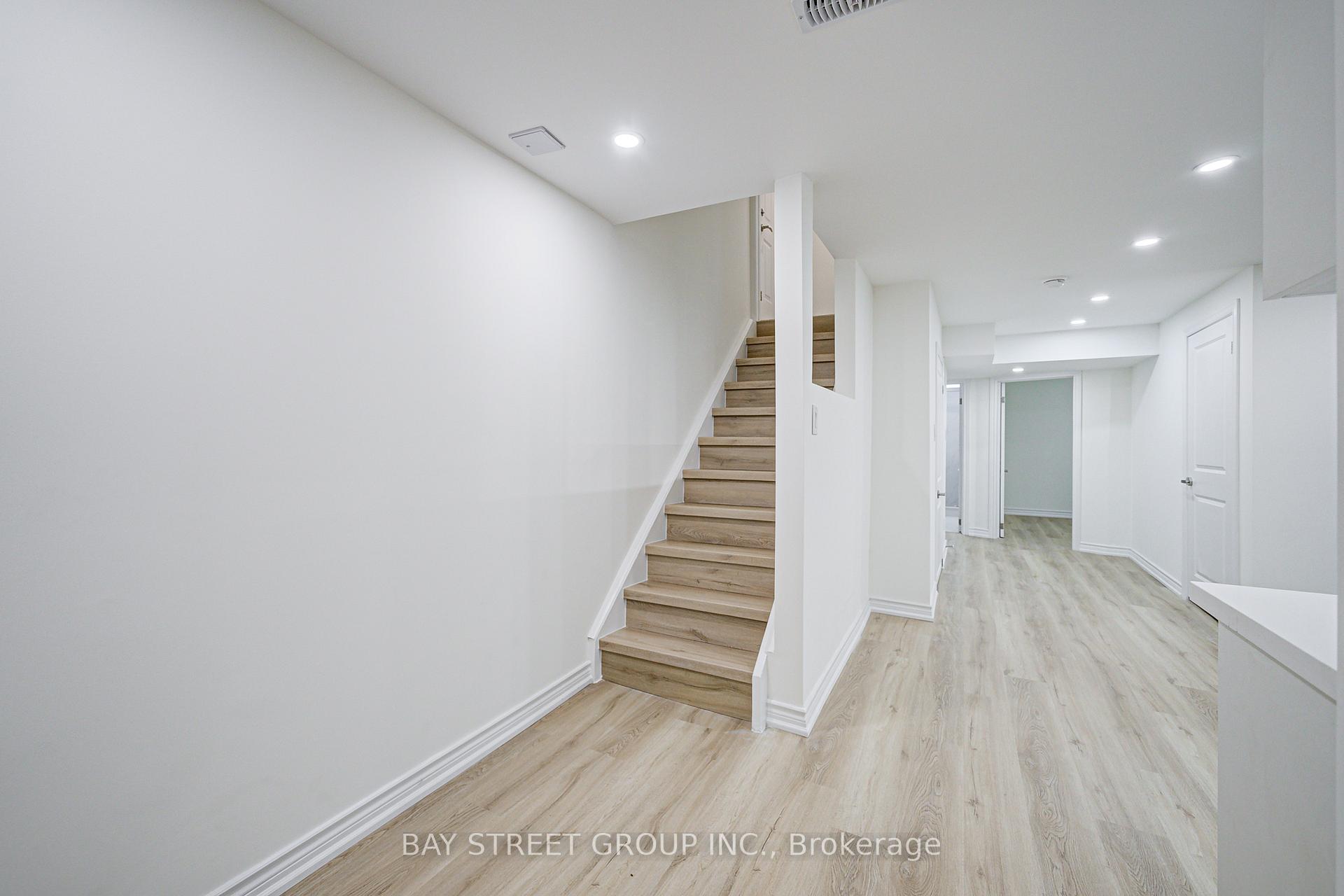 Photo 4 of Unit Bsmt, 94 Castleview Crescent, Markham, Victoria Manor-Jennings Gate — HOMEH