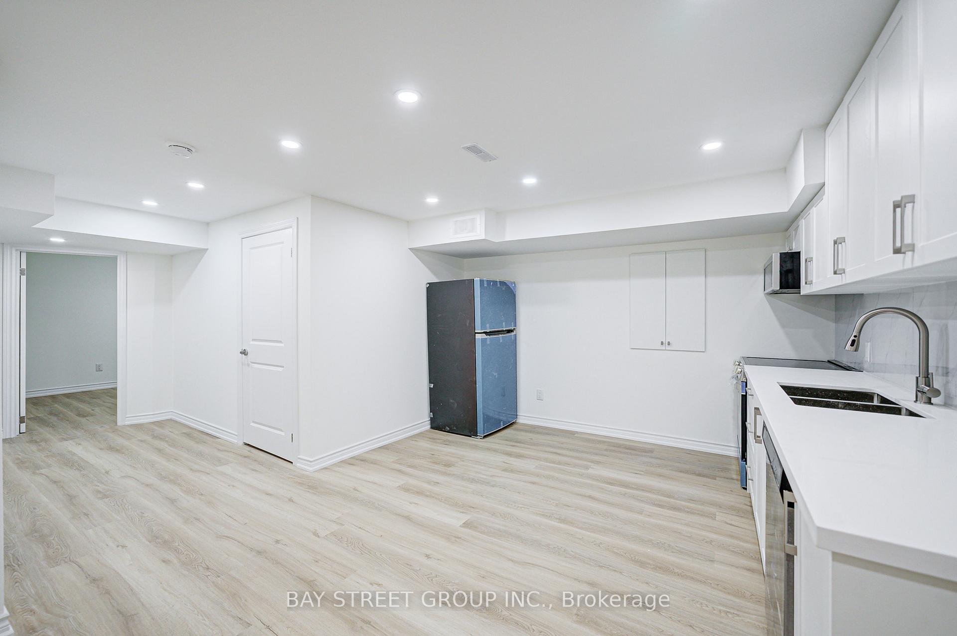 Photo 5 of Unit Bsmt, 94 Castleview Crescent, Markham, Victoria Manor-Jennings Gate — HOMEH