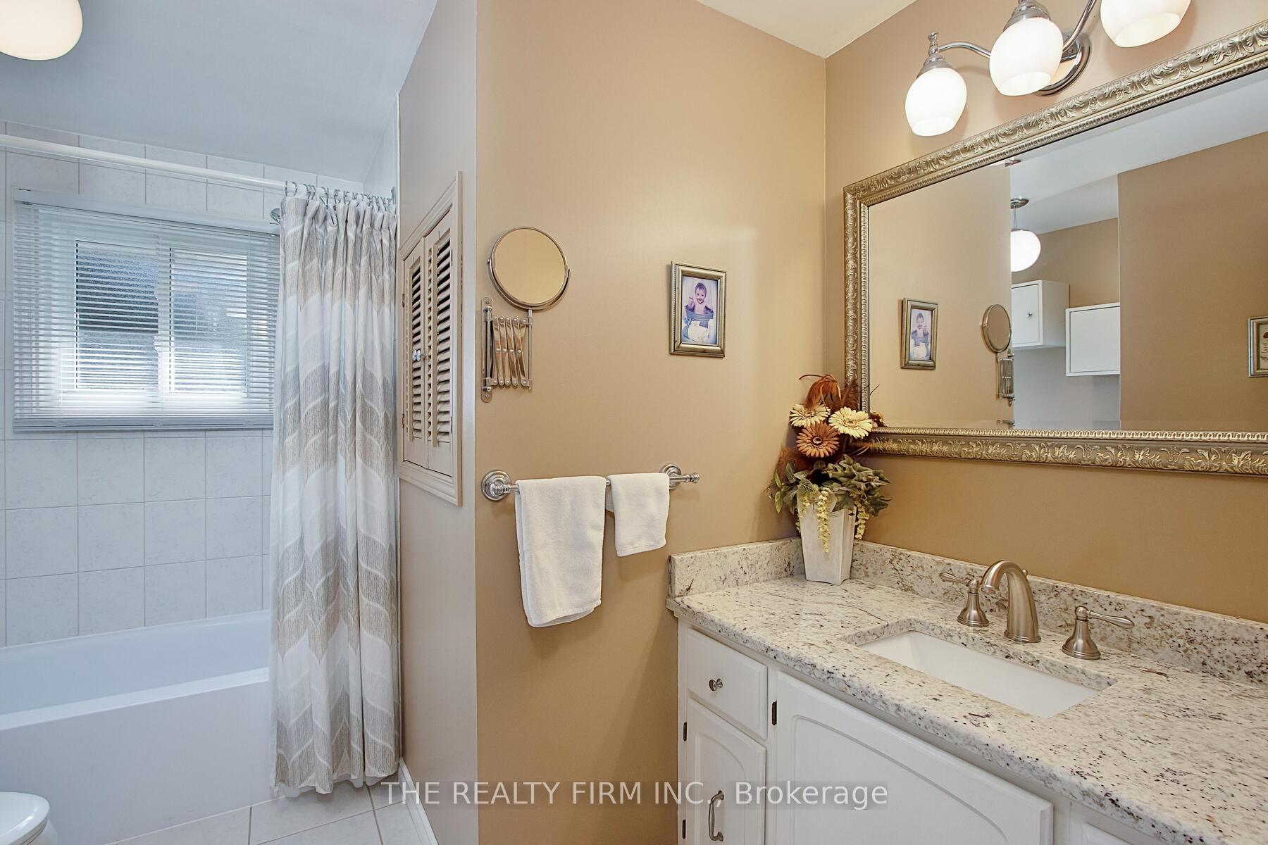 Photo 17 of 124 Simcoe Avenue, Middlesex Centre, Komoka — HOMEH