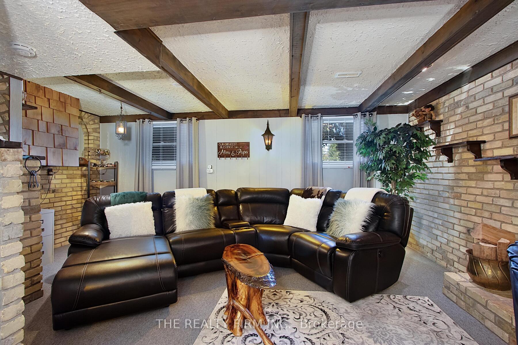 Photo 18 of 124 Simcoe Avenue, Middlesex Centre, Komoka — HOMEH