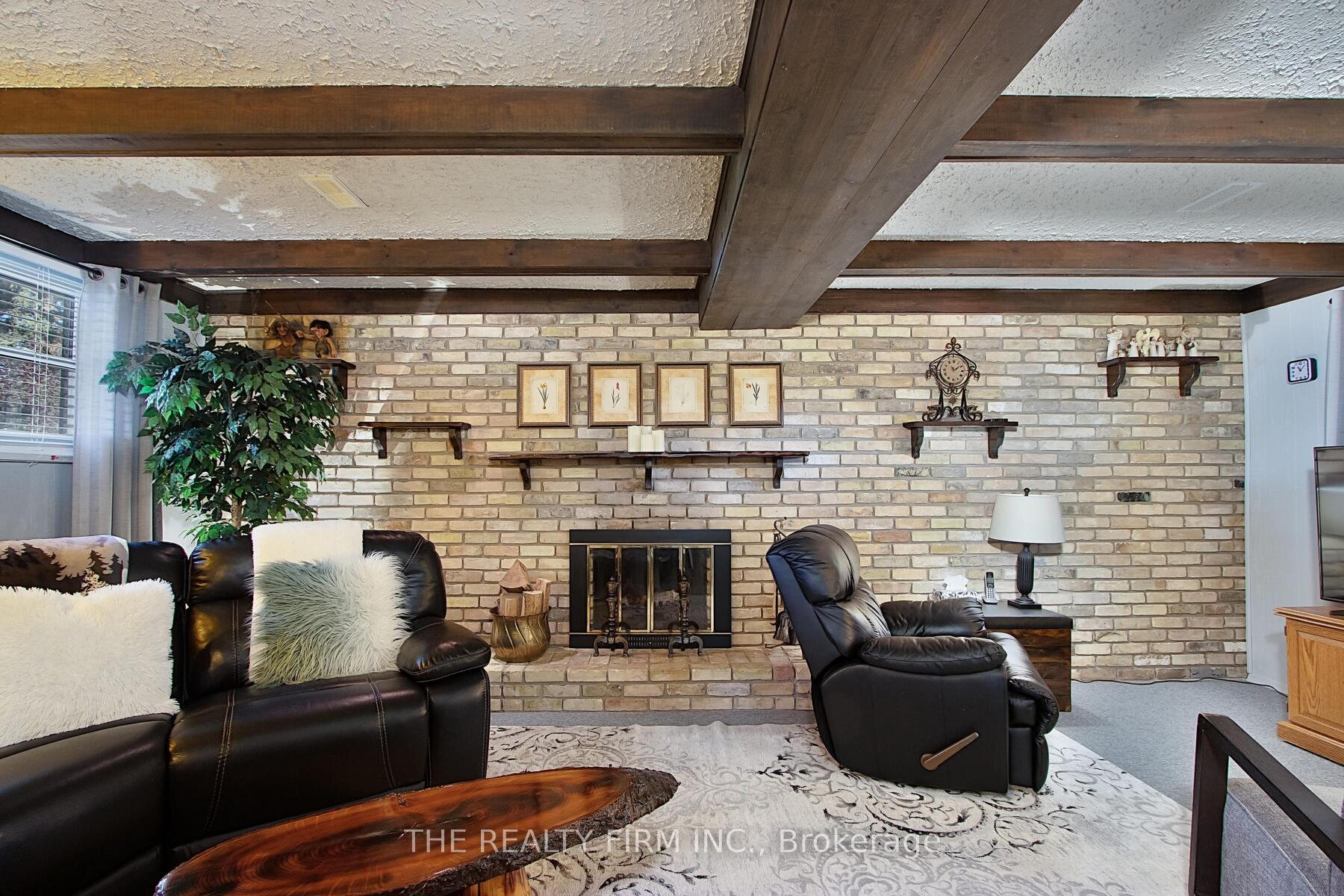 Photo 19 of 124 Simcoe Avenue, Middlesex Centre, Komoka — HOMEH