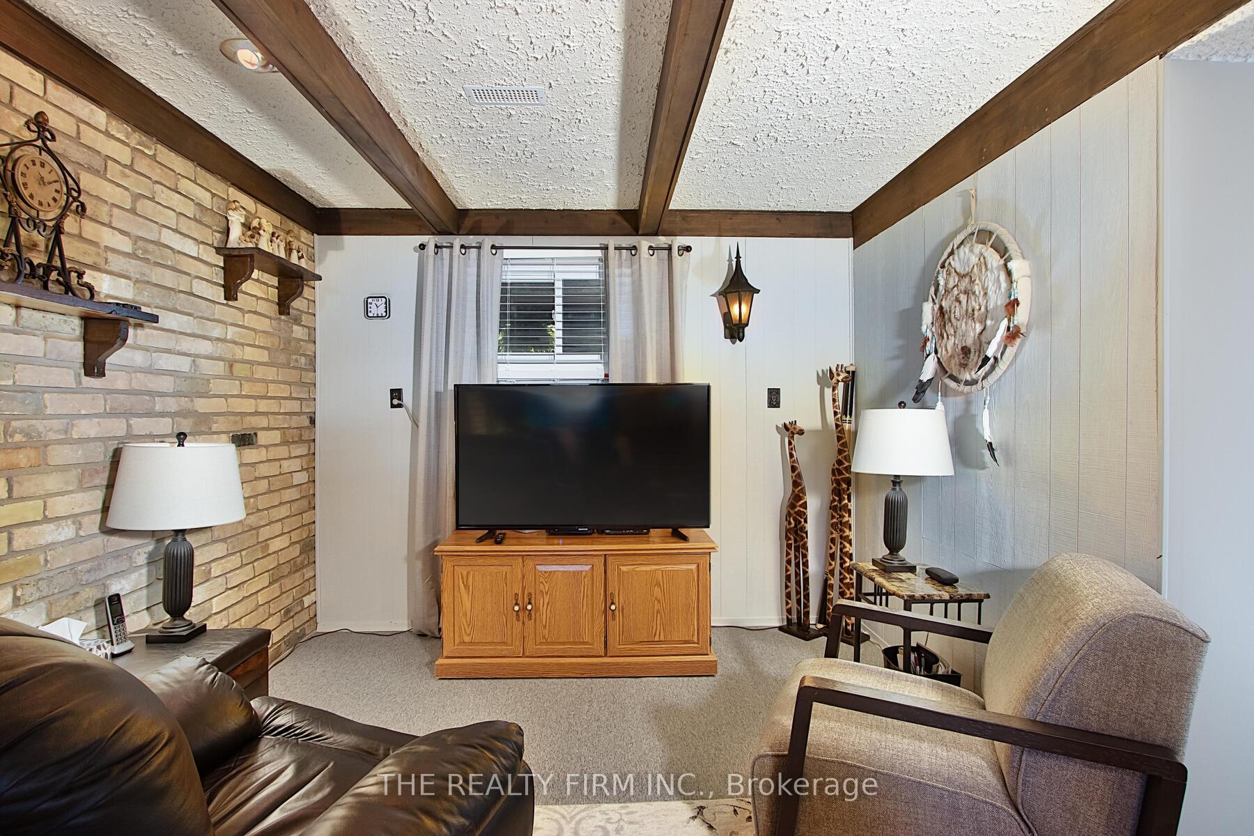 Photo 22 of 124 Simcoe Avenue, Middlesex Centre, Komoka — HOMEH