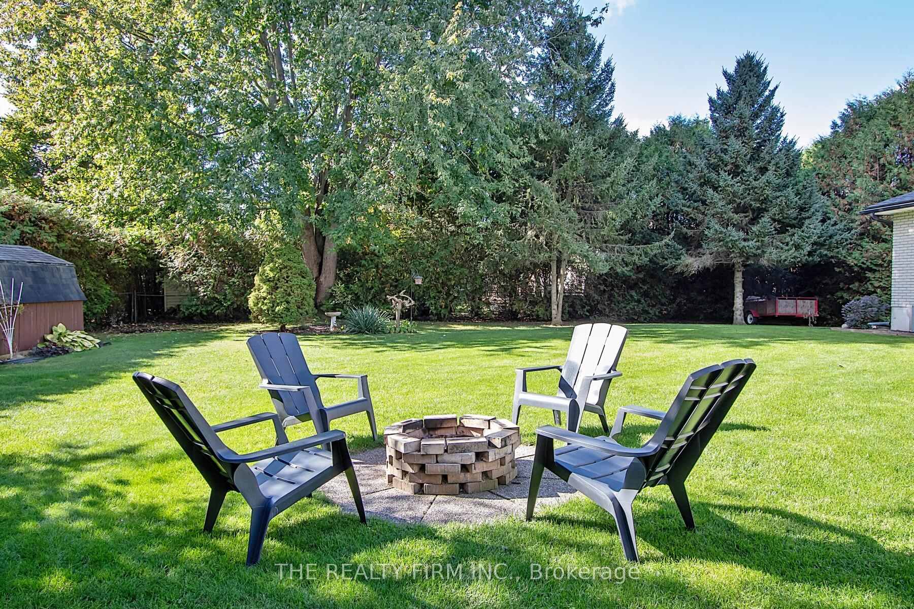 Photo 33 of 124 Simcoe Avenue, Middlesex Centre, Komoka — HOMEH